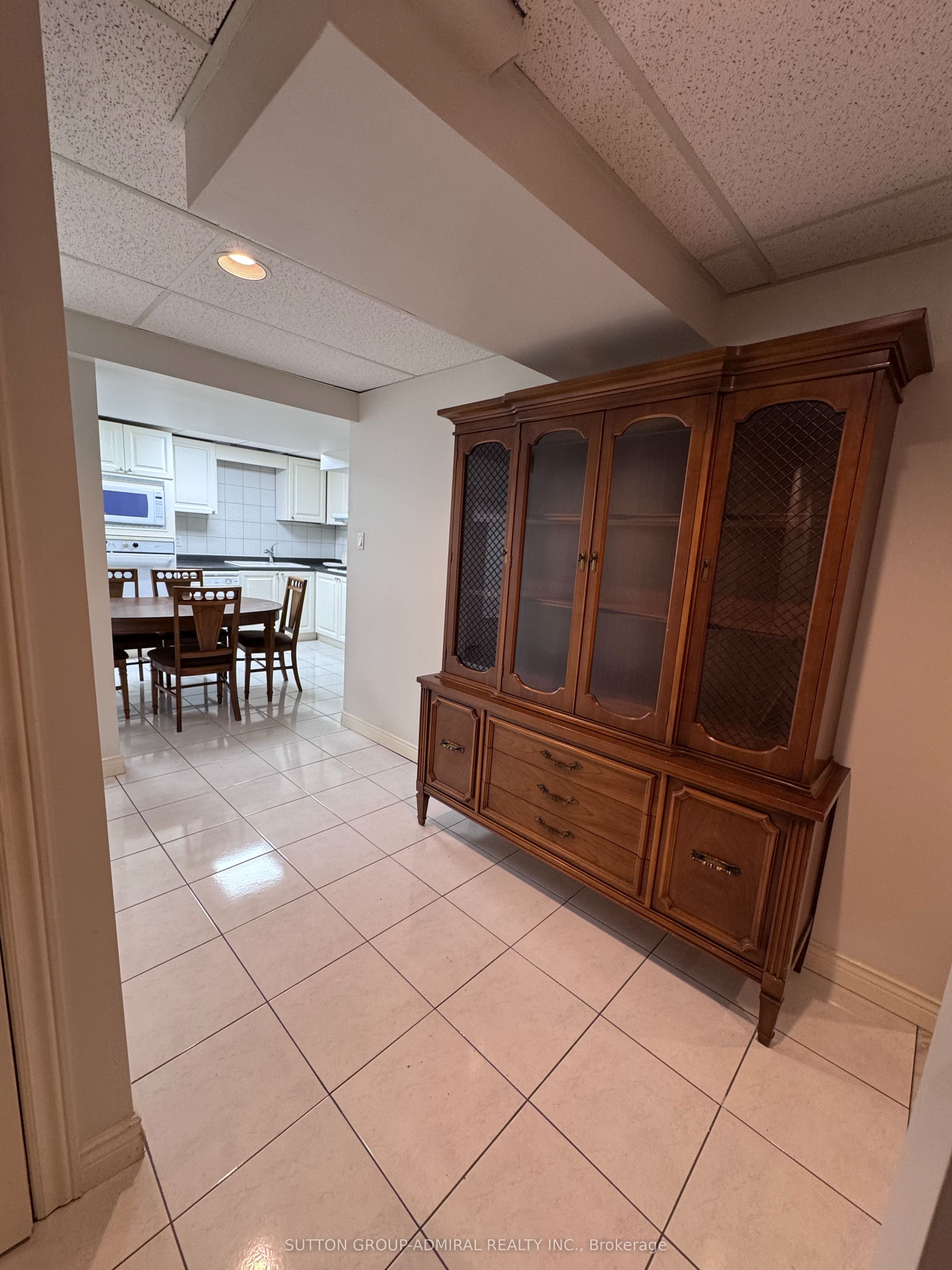 60 Spring Town Road Lower Property Photo 7
