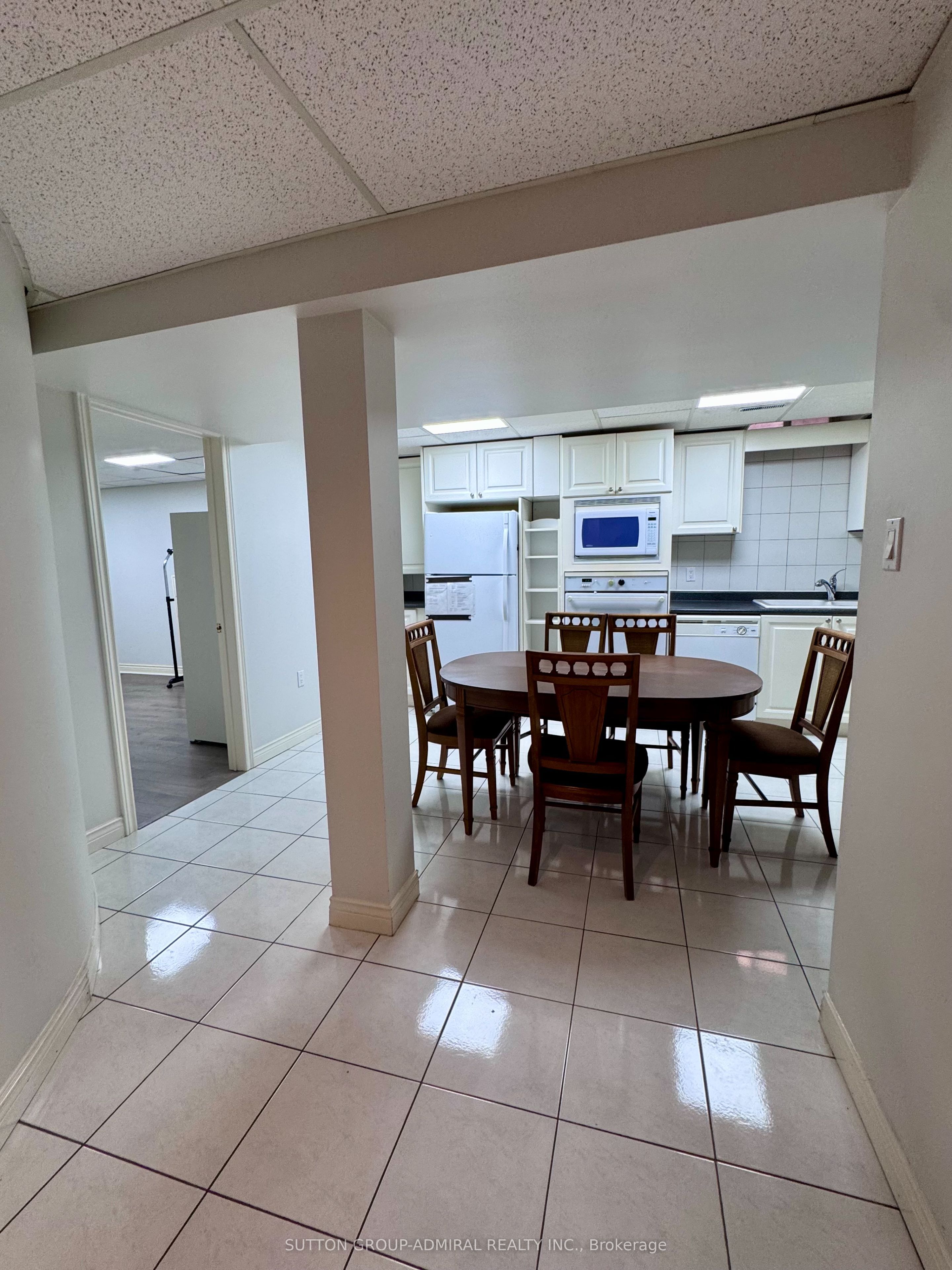 60 Spring Town Road Lower Property Photo 11