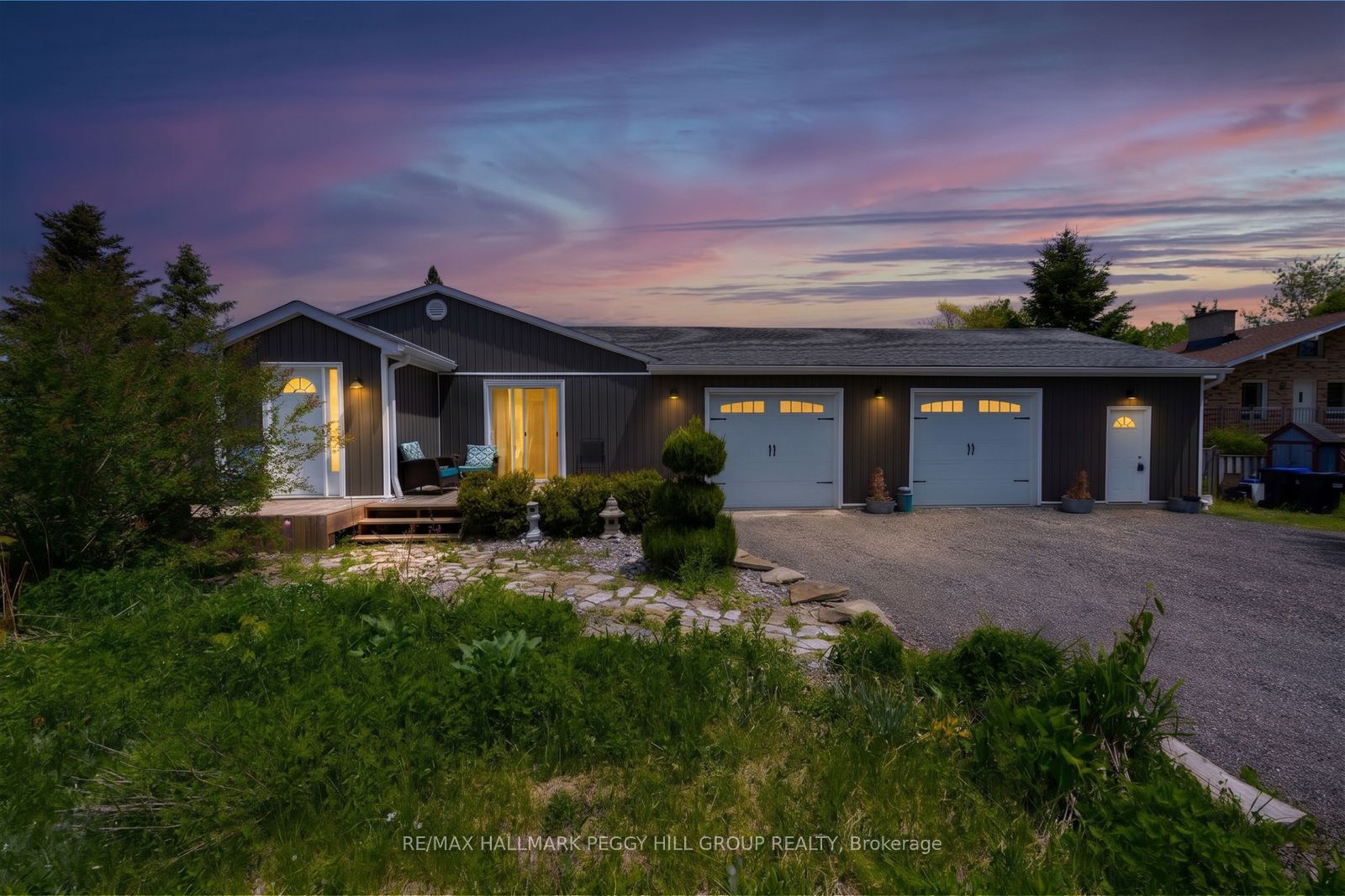 8709 9th Line Property Photo 1