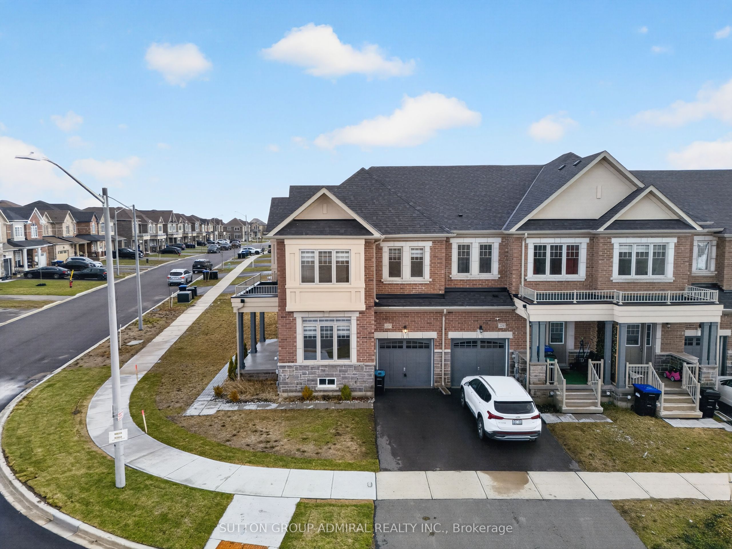 2237 Grainger Loop Property Photo 1
