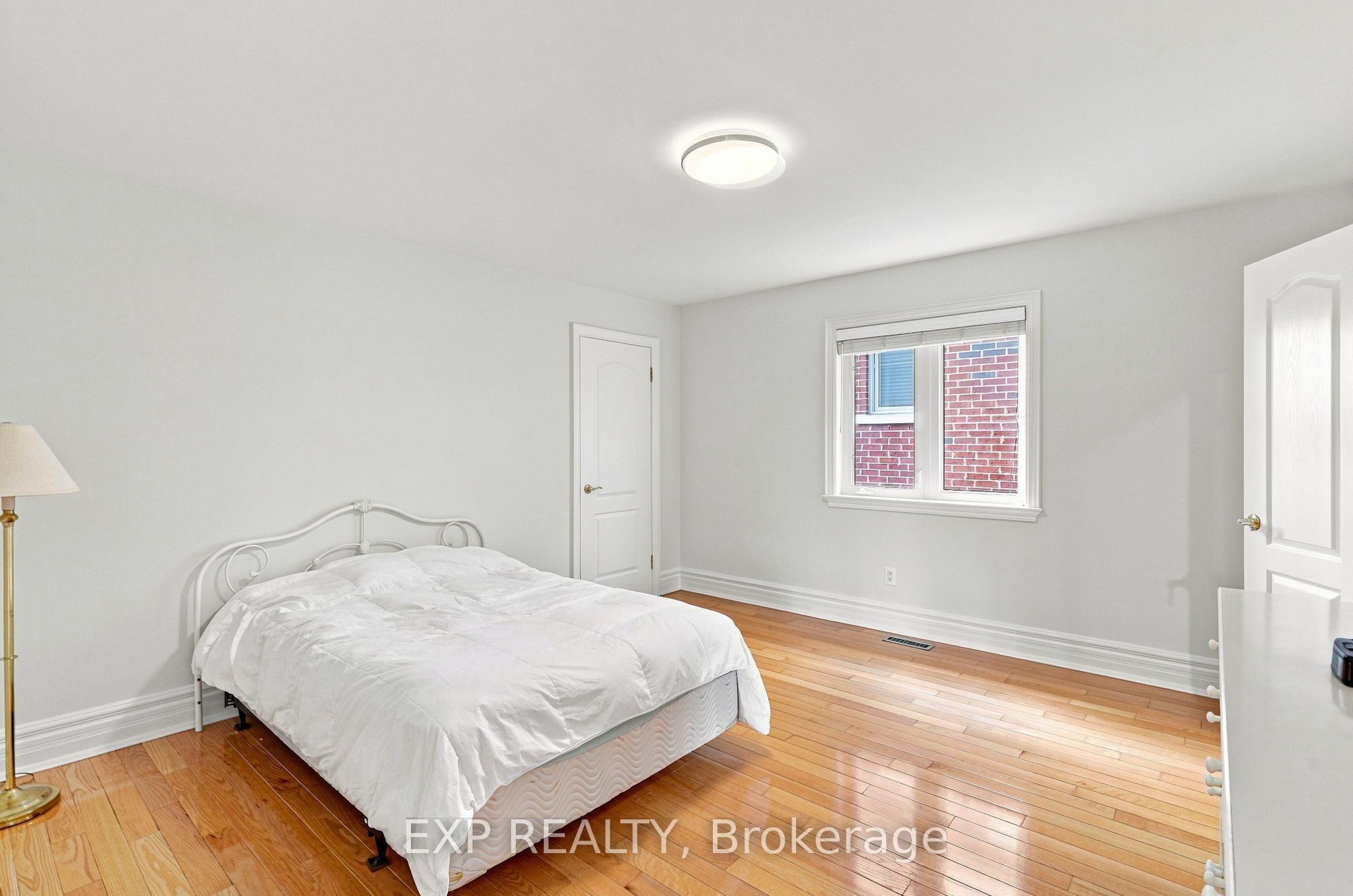 33 Valleyford Avenue Property Photo 20