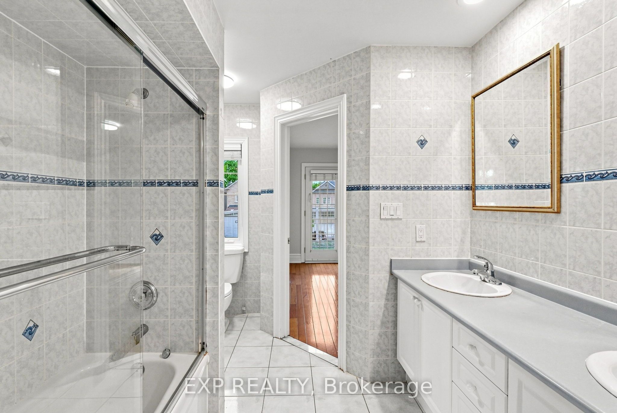 33 Valleyford Avenue Property Photo 22