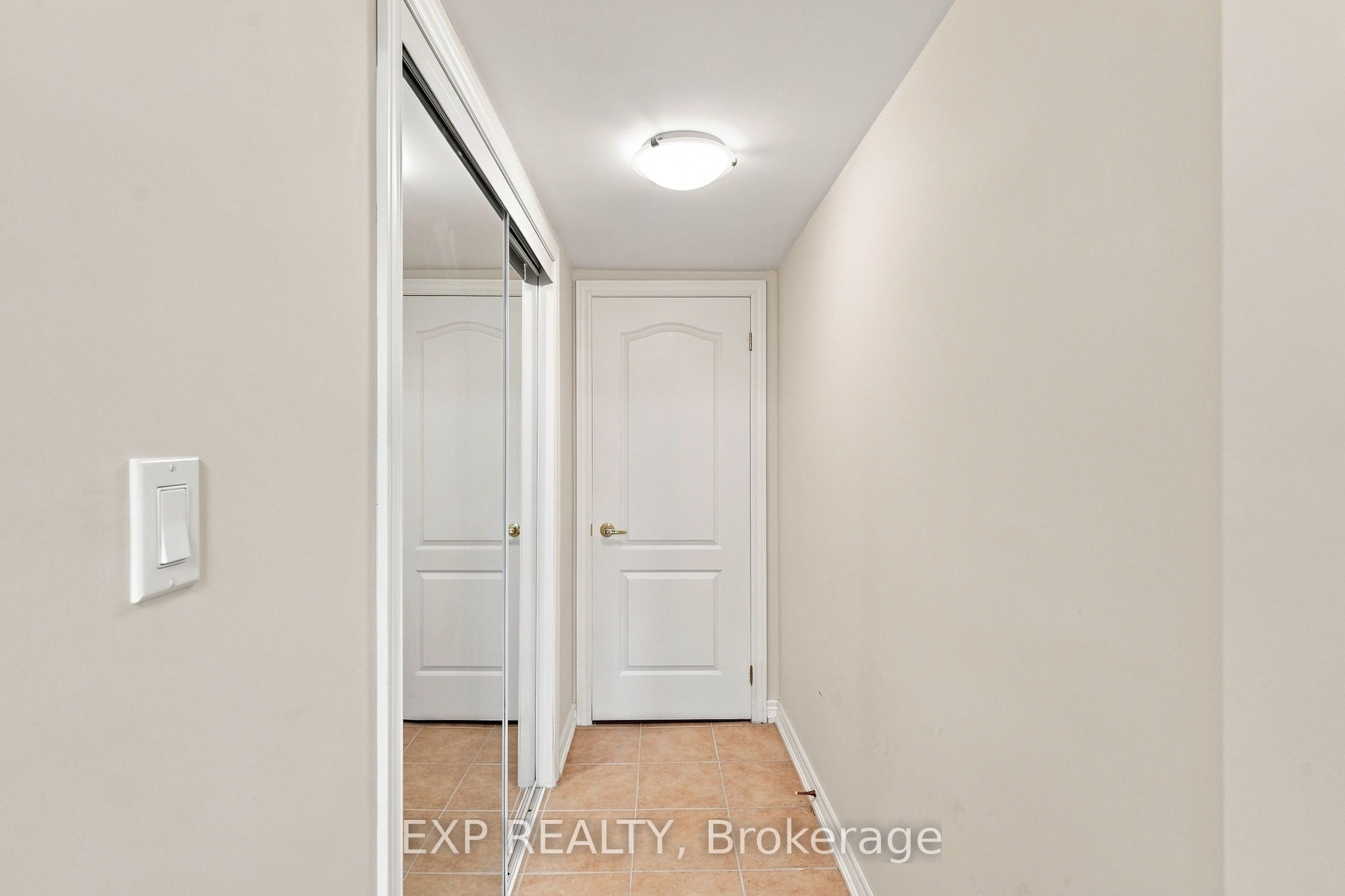 33 Valleyford Avenue Property Photo 30