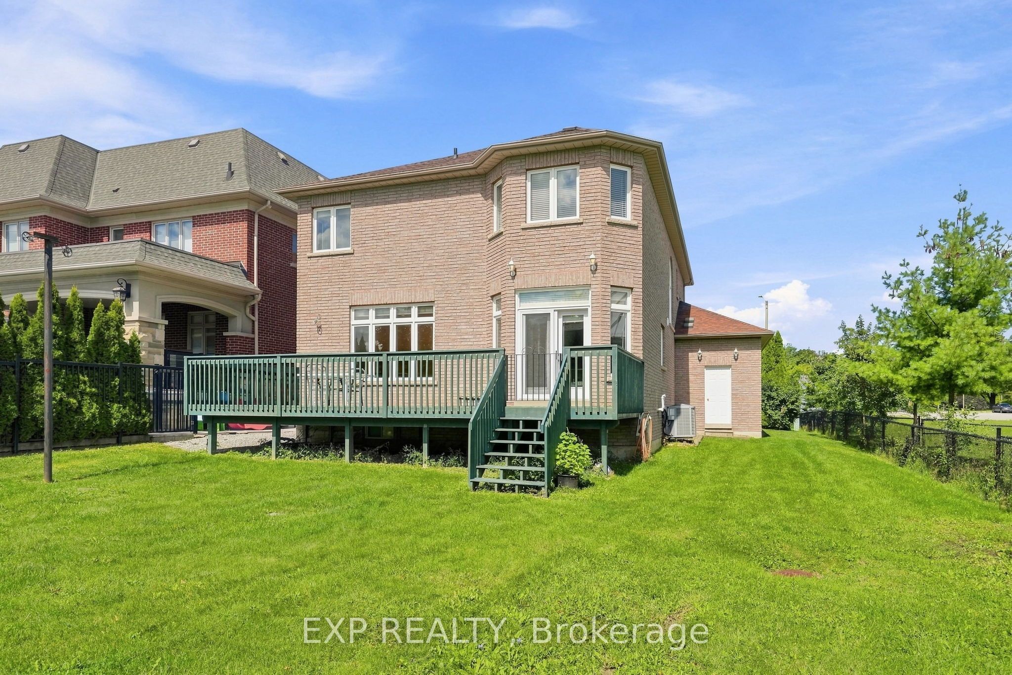 33 Valleyford Avenue Property Photo 39
