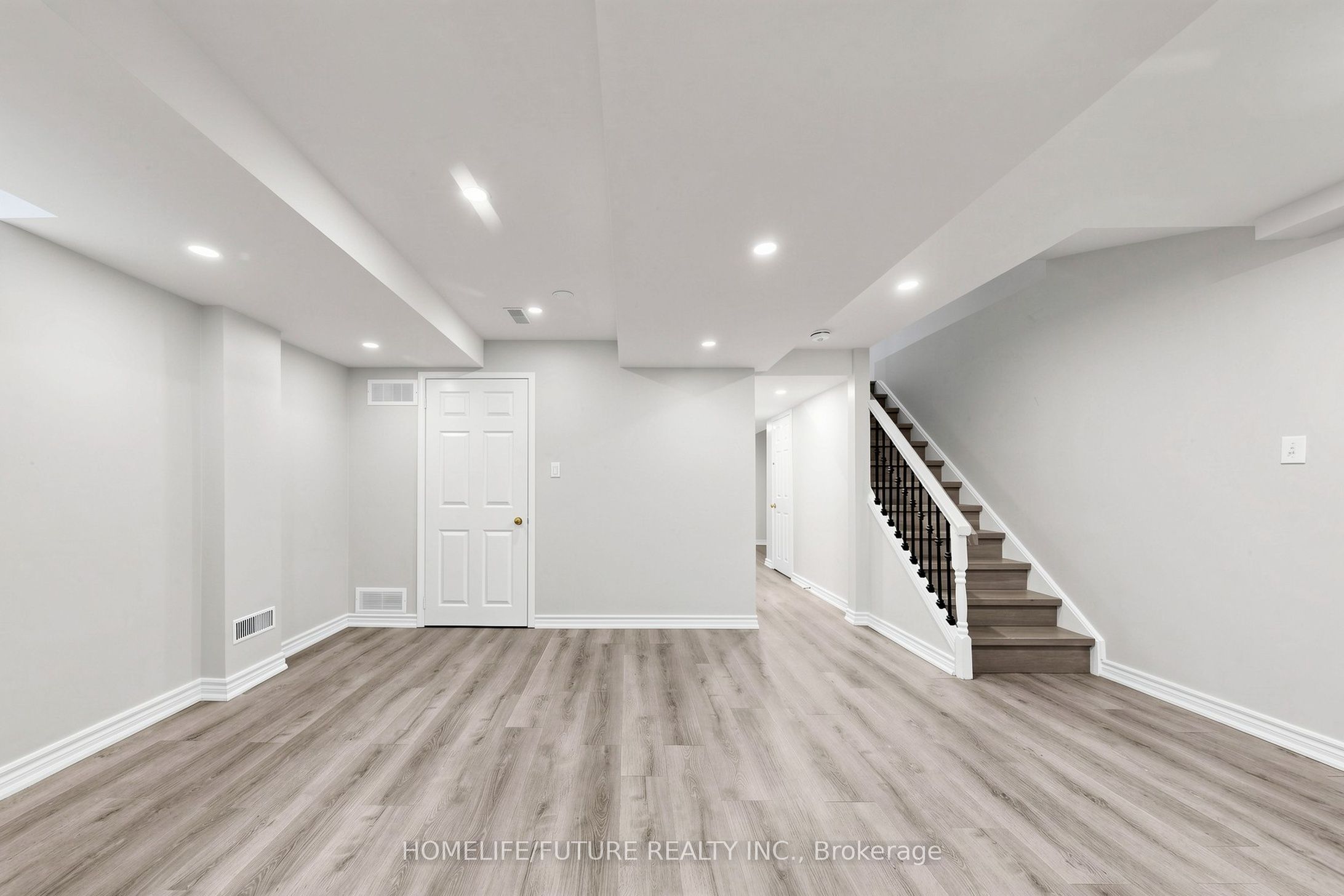 18 Holloway Road Property Photo 36