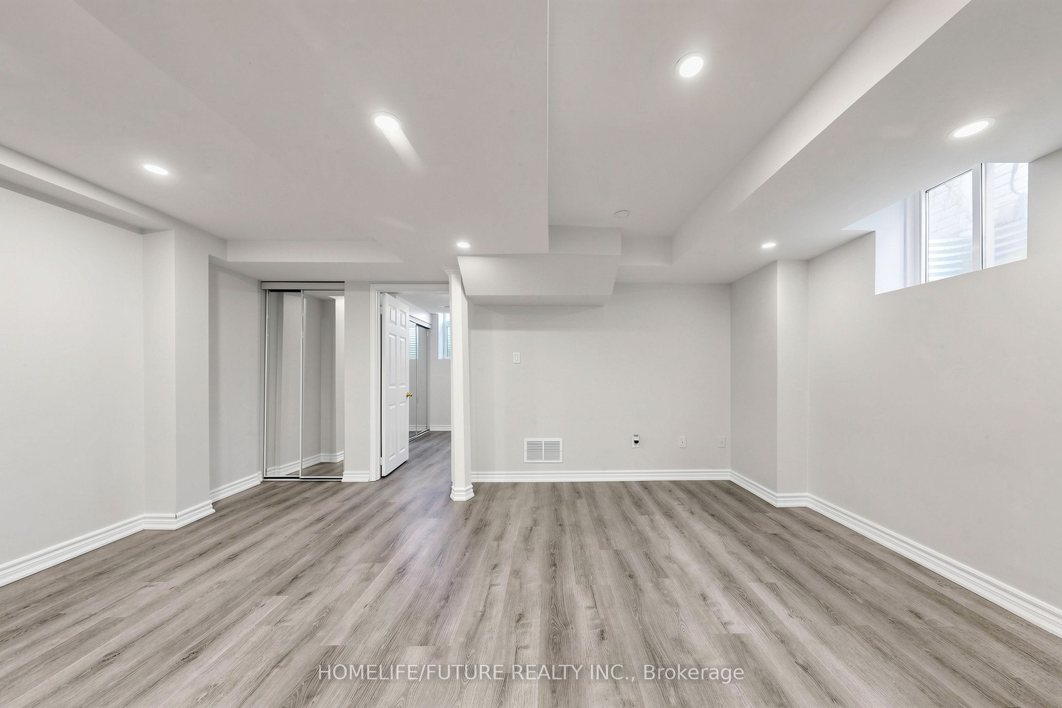 18 Holloway Road Property Photo 37