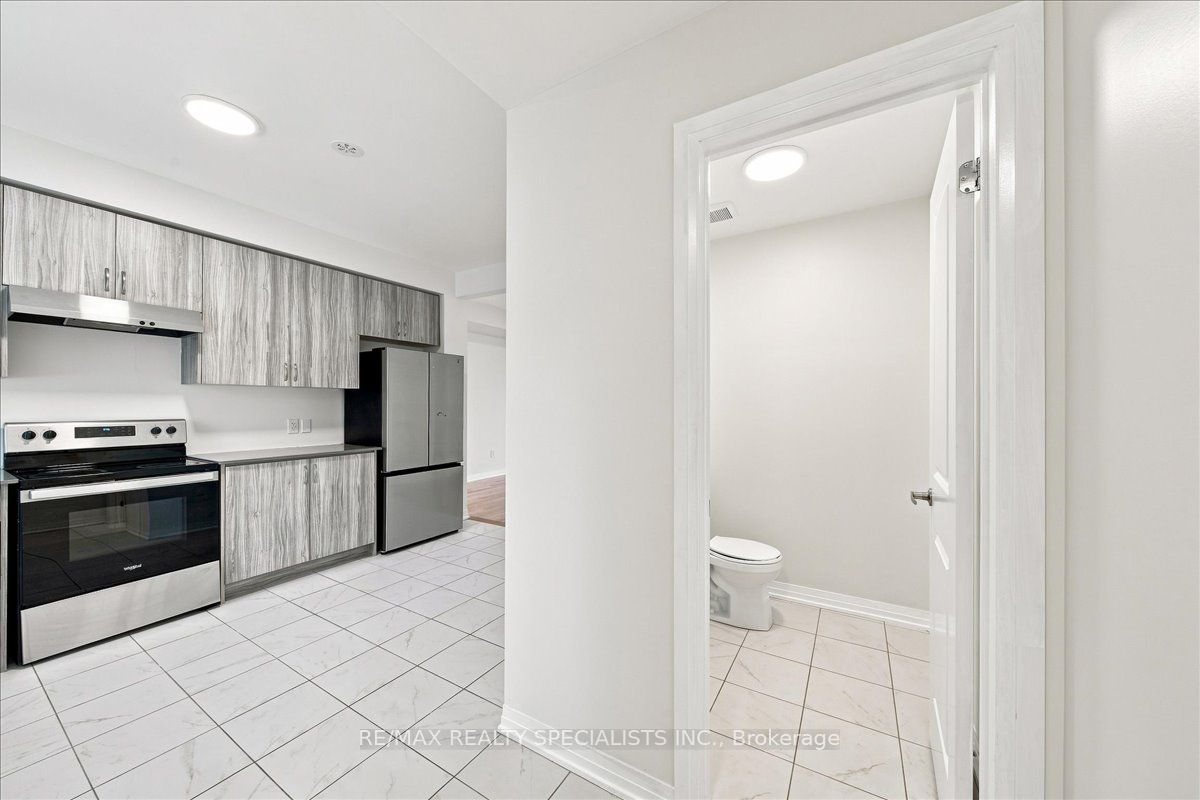 220 Dissette Street 13 Property Photo 3