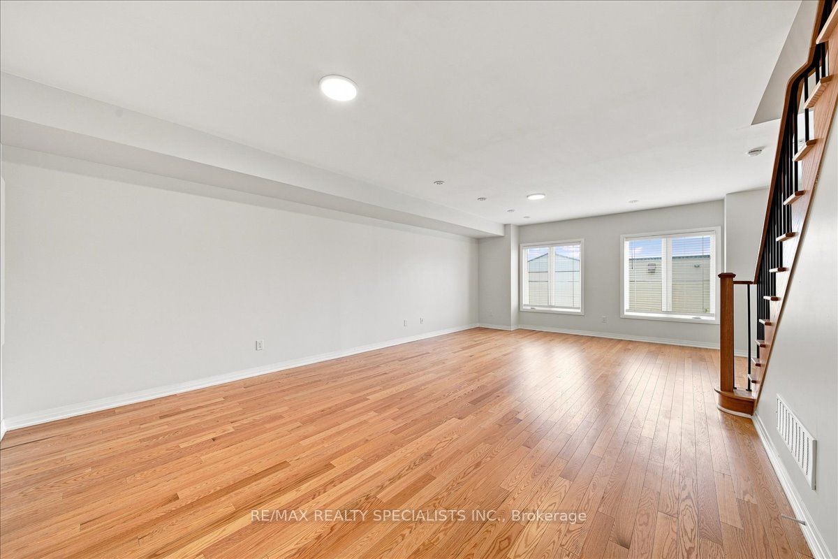 220 Dissette Street 13 Property Photo 11