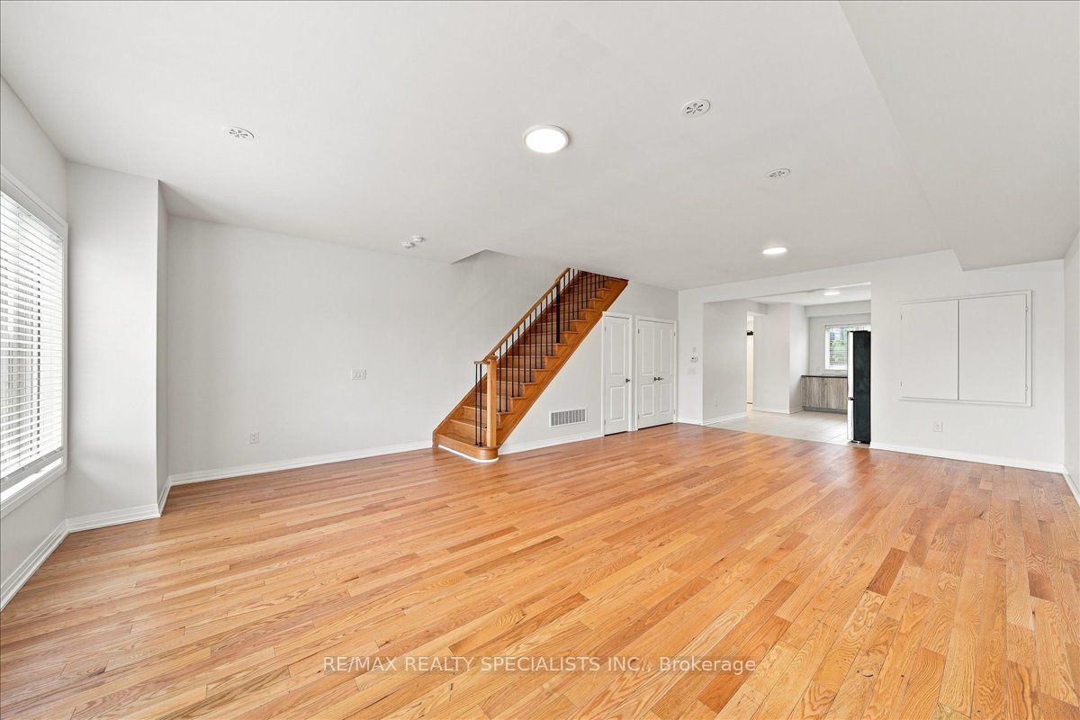 220 Dissette Street 13 Property Photo 13