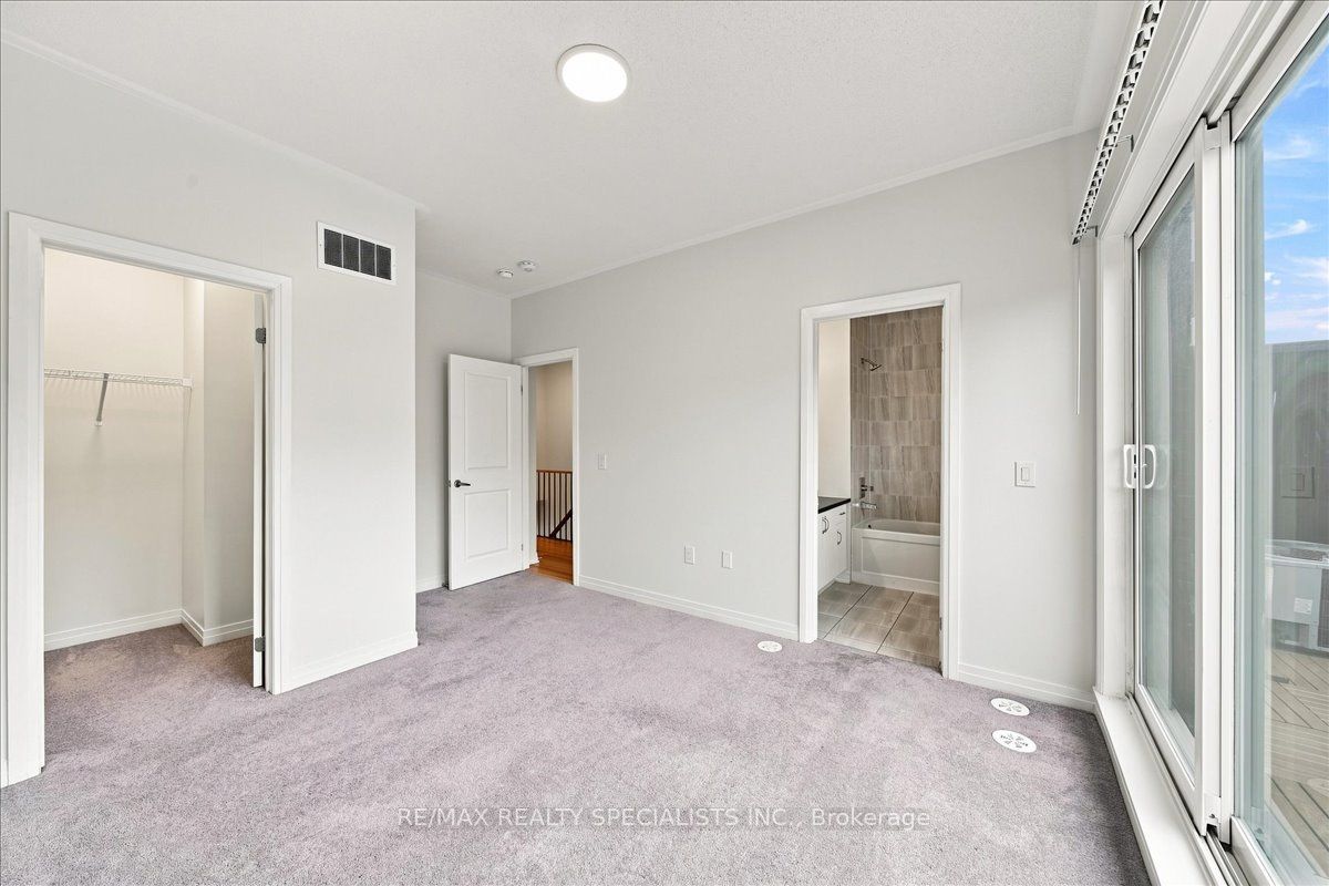 220 Dissette Street 13 Property Photo 18
