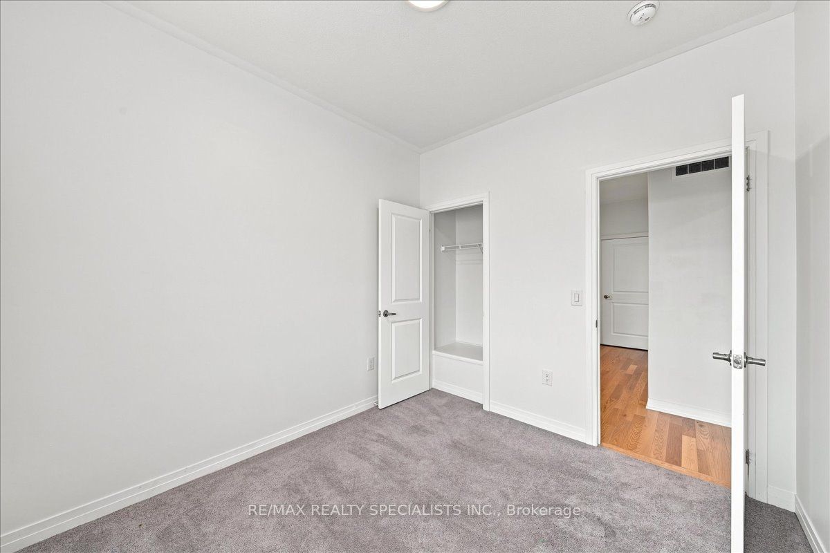 220 Dissette Street 13 Property Photo 22