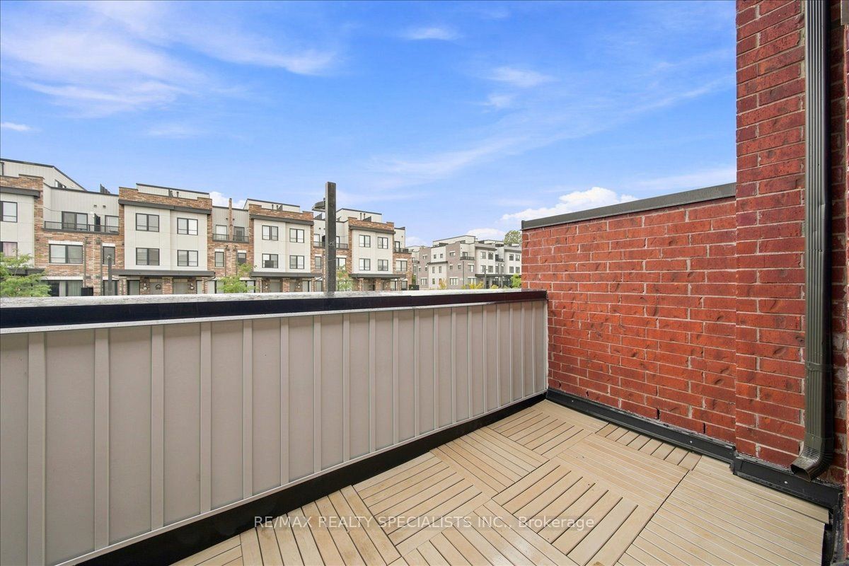 220 Dissette Street 13 Property Photo 26