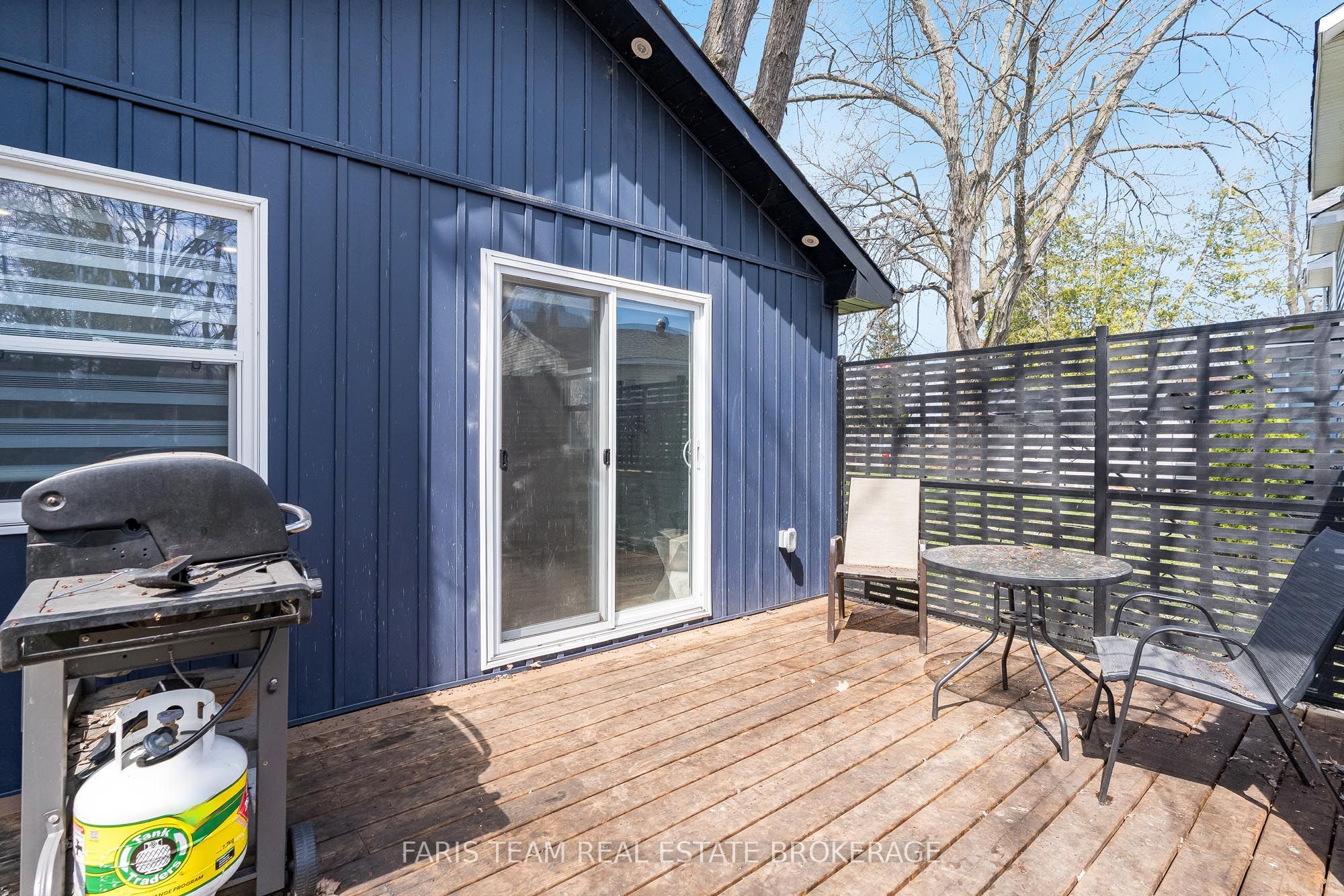 687 Innisfil Beach Road Property Photo 37