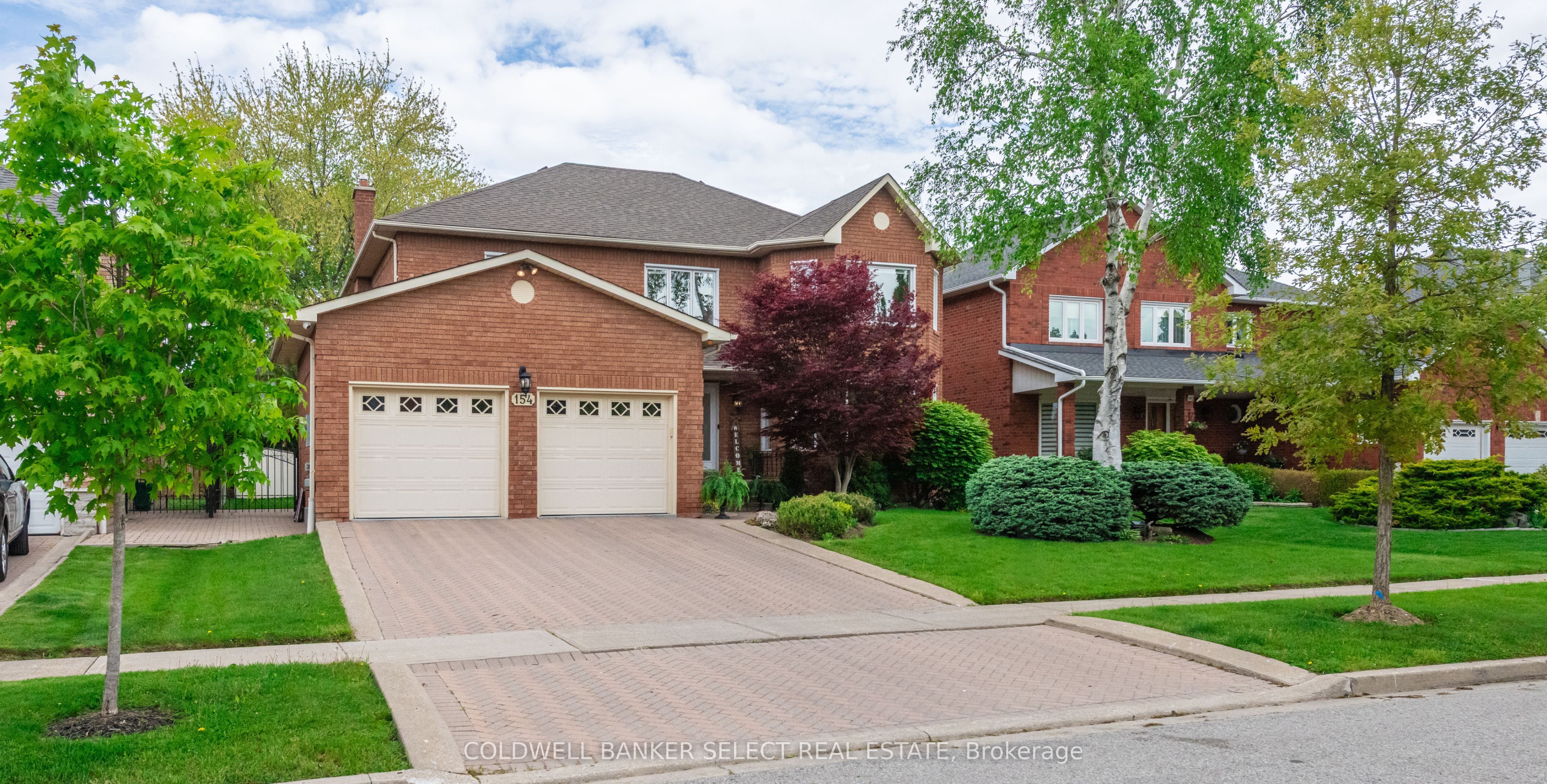 154 Conti Crescent Property Photo 1