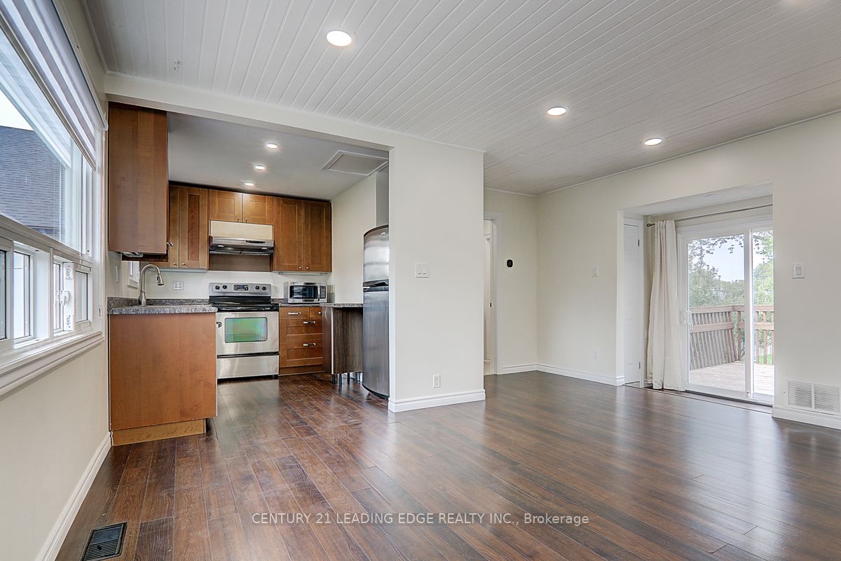 346 Annshiela Drive Main Level Property Photo 4