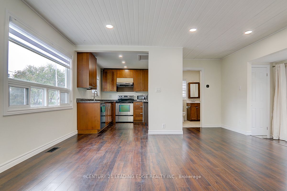 346 Annshiela Drive Main Level Property Photo 12