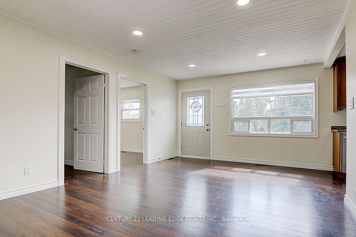 346 Annshiela Drive Main Level Property Photo 17