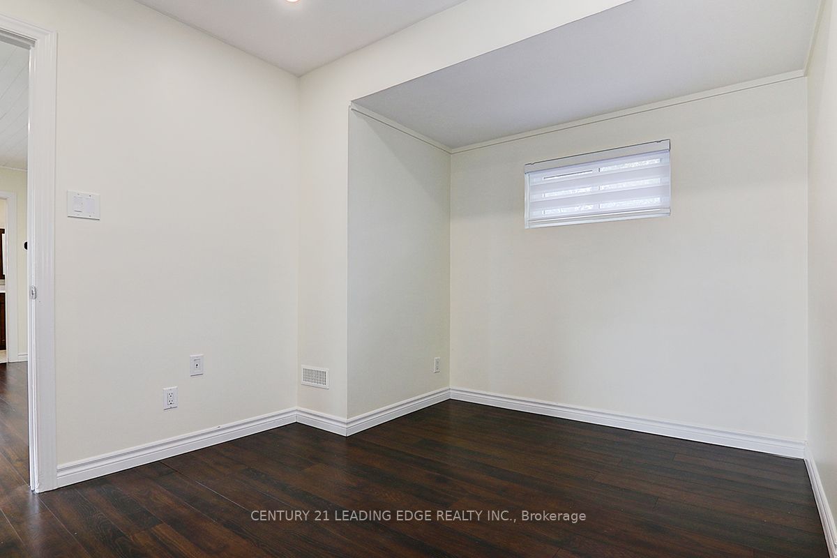 346 Annshiela Drive Main Level Property Photo 18