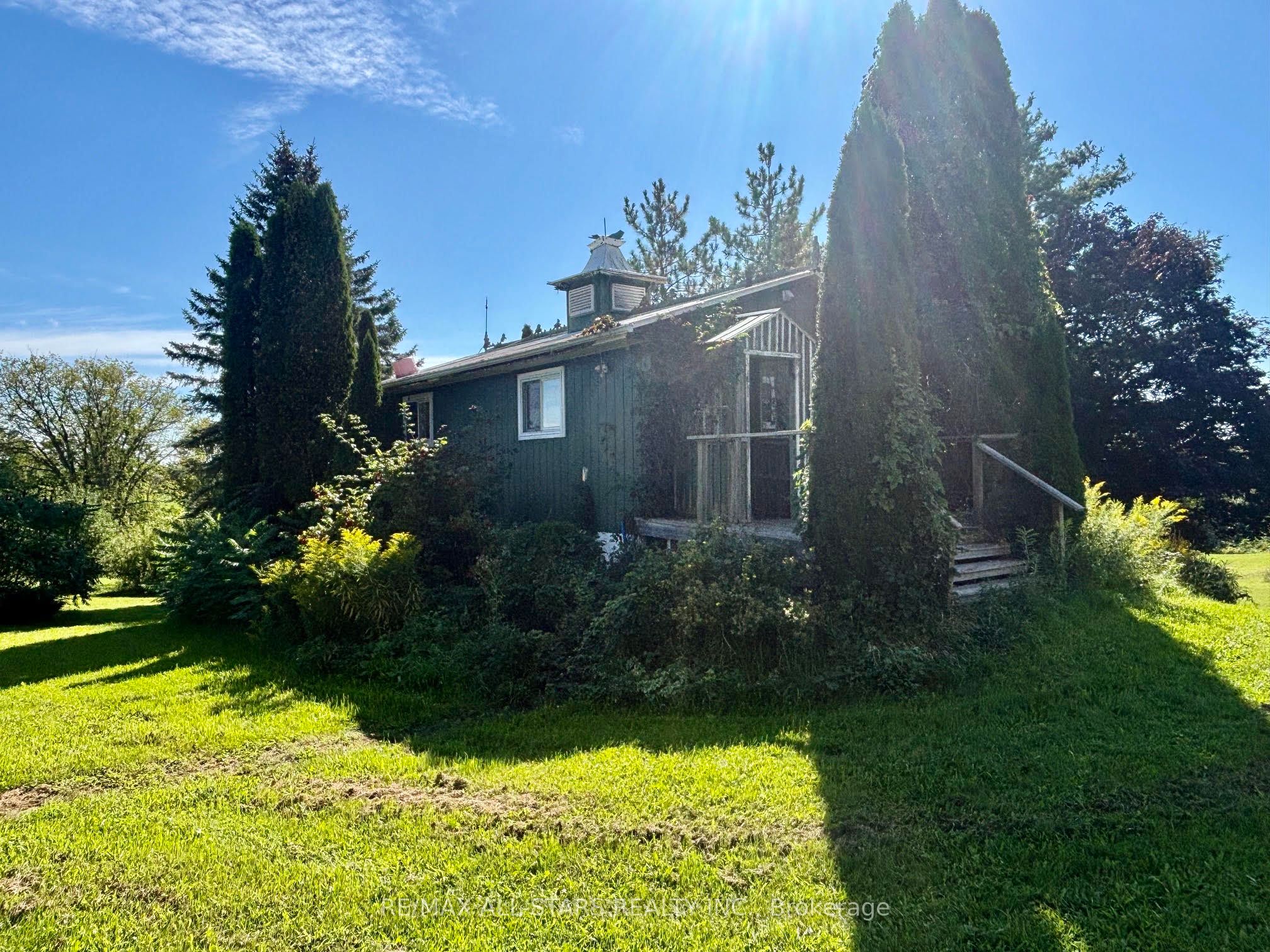14200 Sideroad 18 Property Photo 12