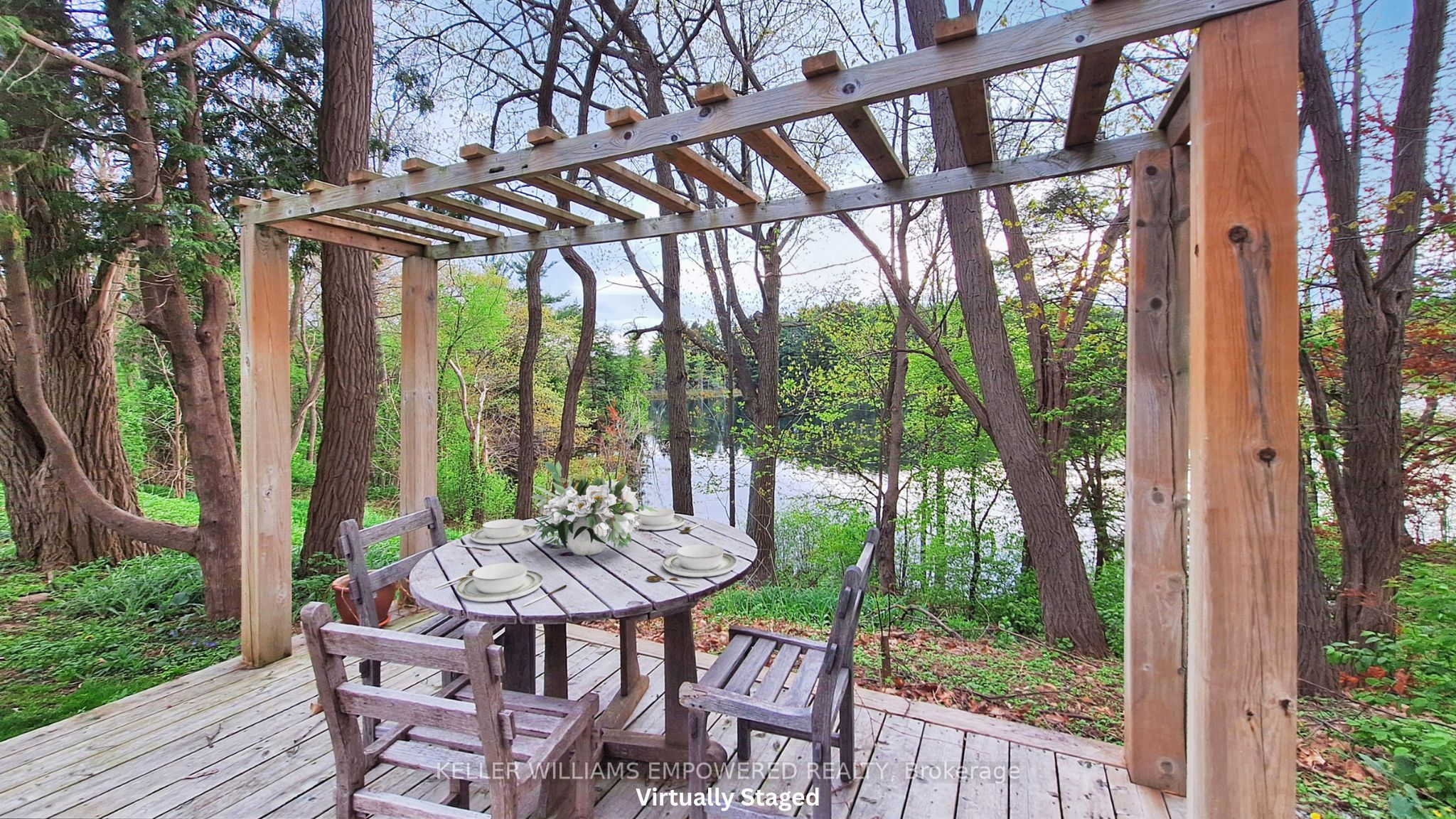 8 Macleod Estate Court Property Photo 5