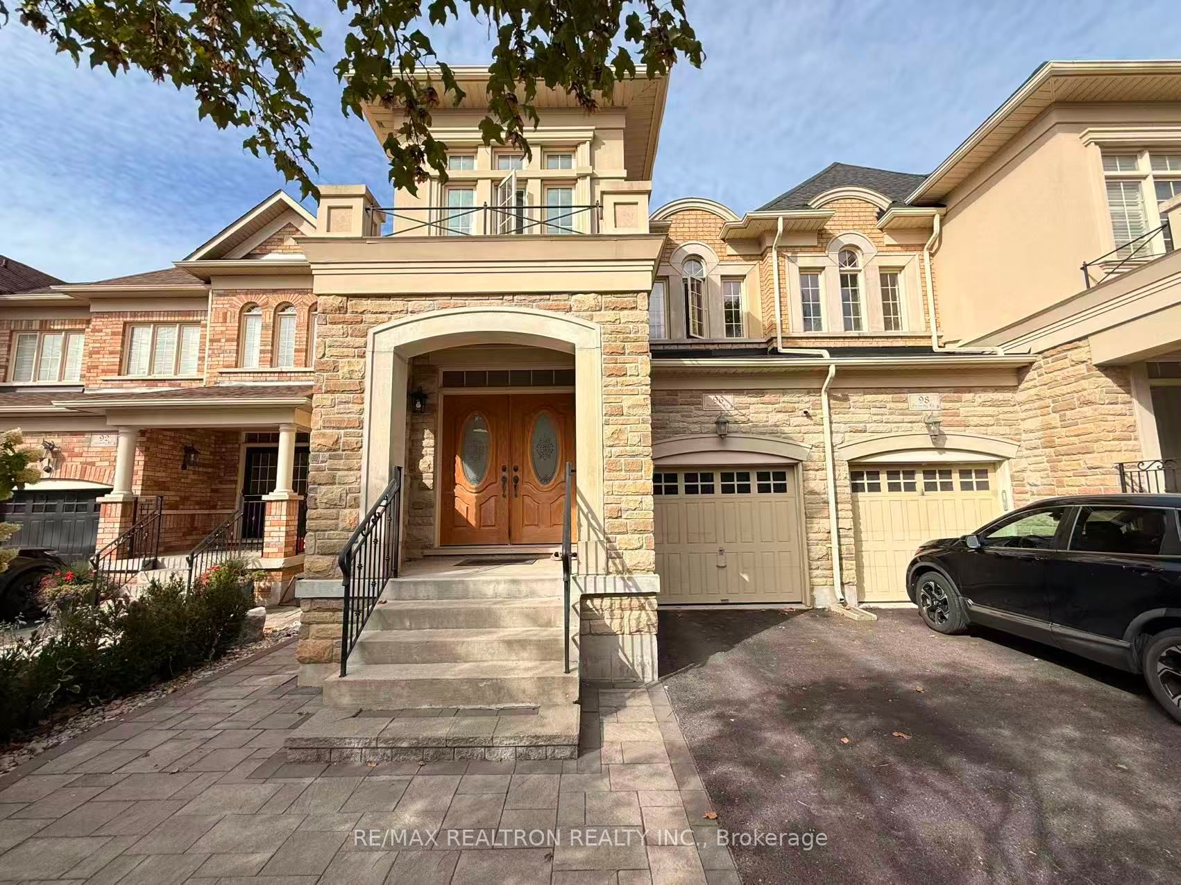 96 Ostrovsky Road Property Photo 1