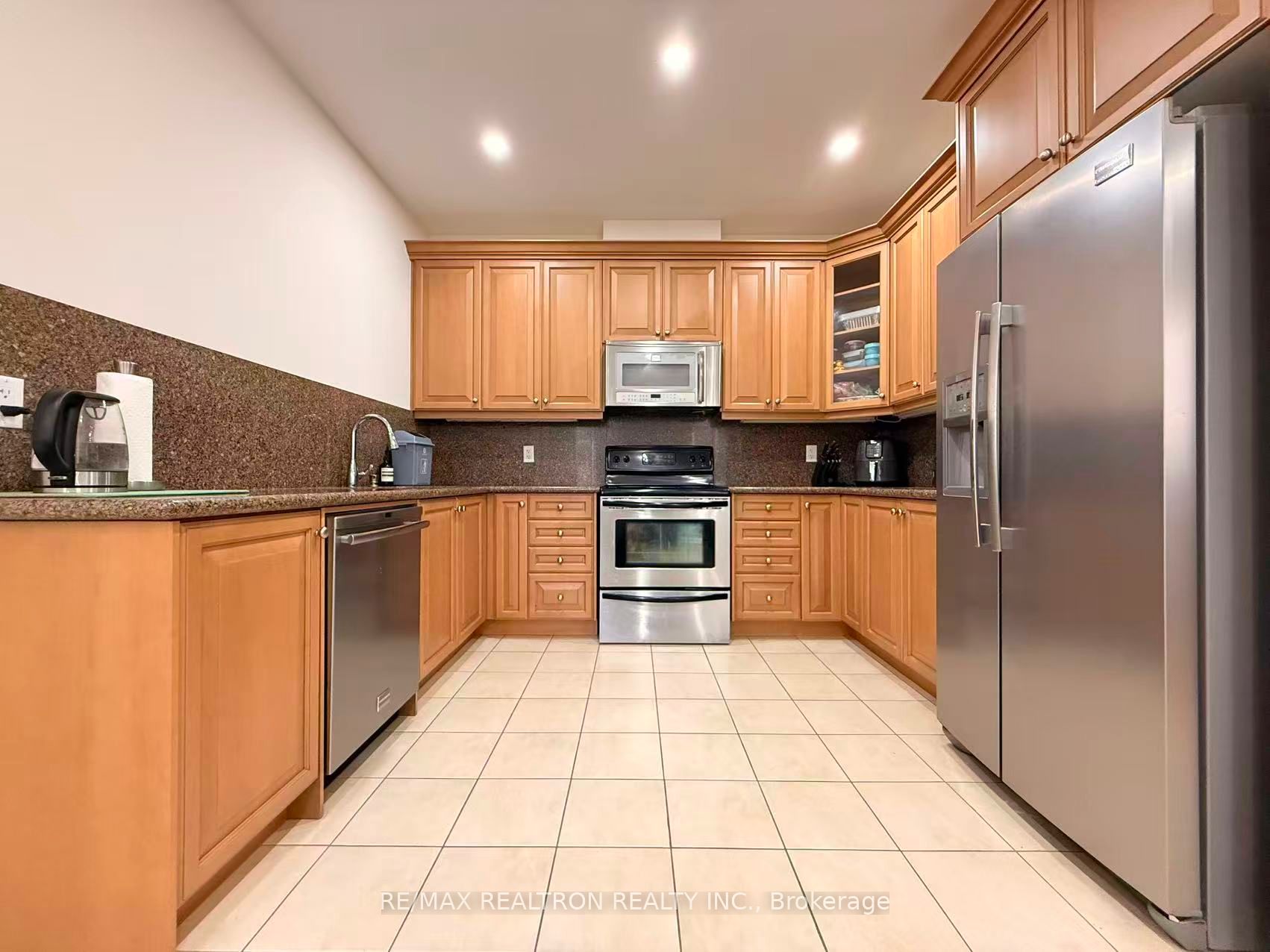 96 Ostrovsky Road Property Photo 10