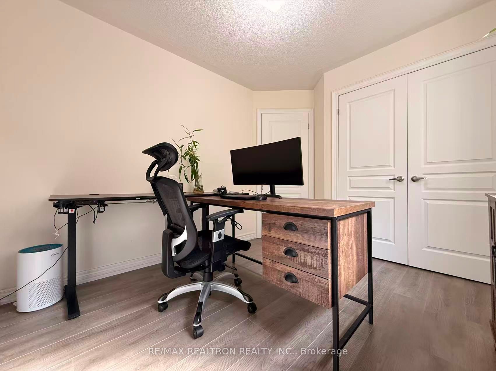 96 Ostrovsky Road Property Photo 26