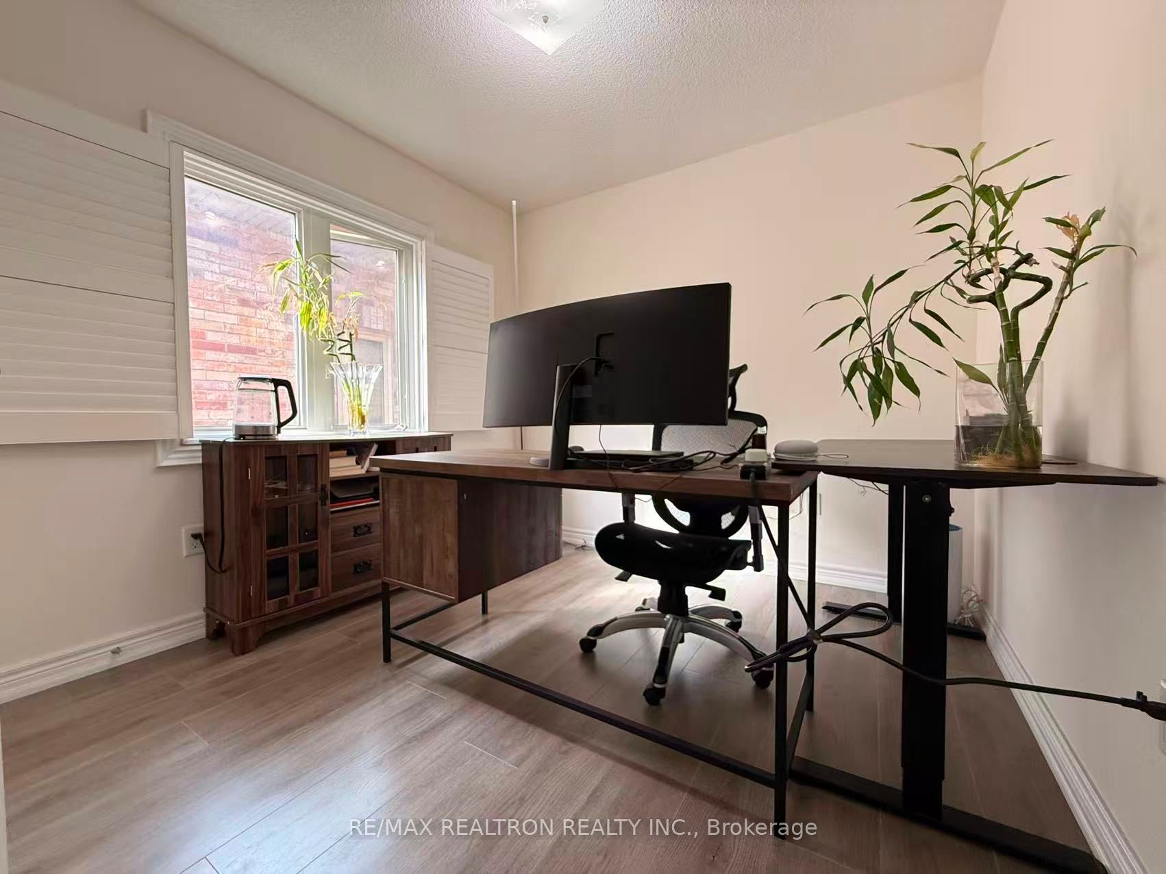 96 Ostrovsky Road Property Photo 27