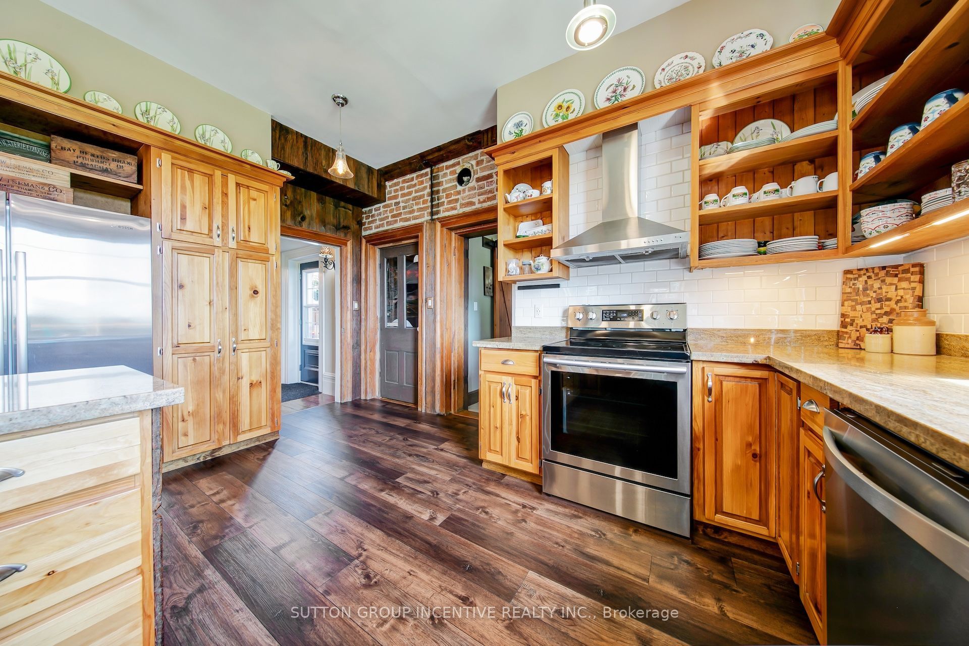 2804 9th Line Property Photo 13
