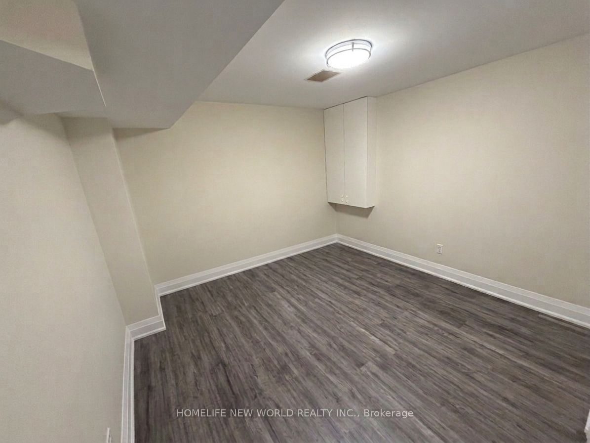 63a Roosevelt Drive (bsmt) Property Photo 10
