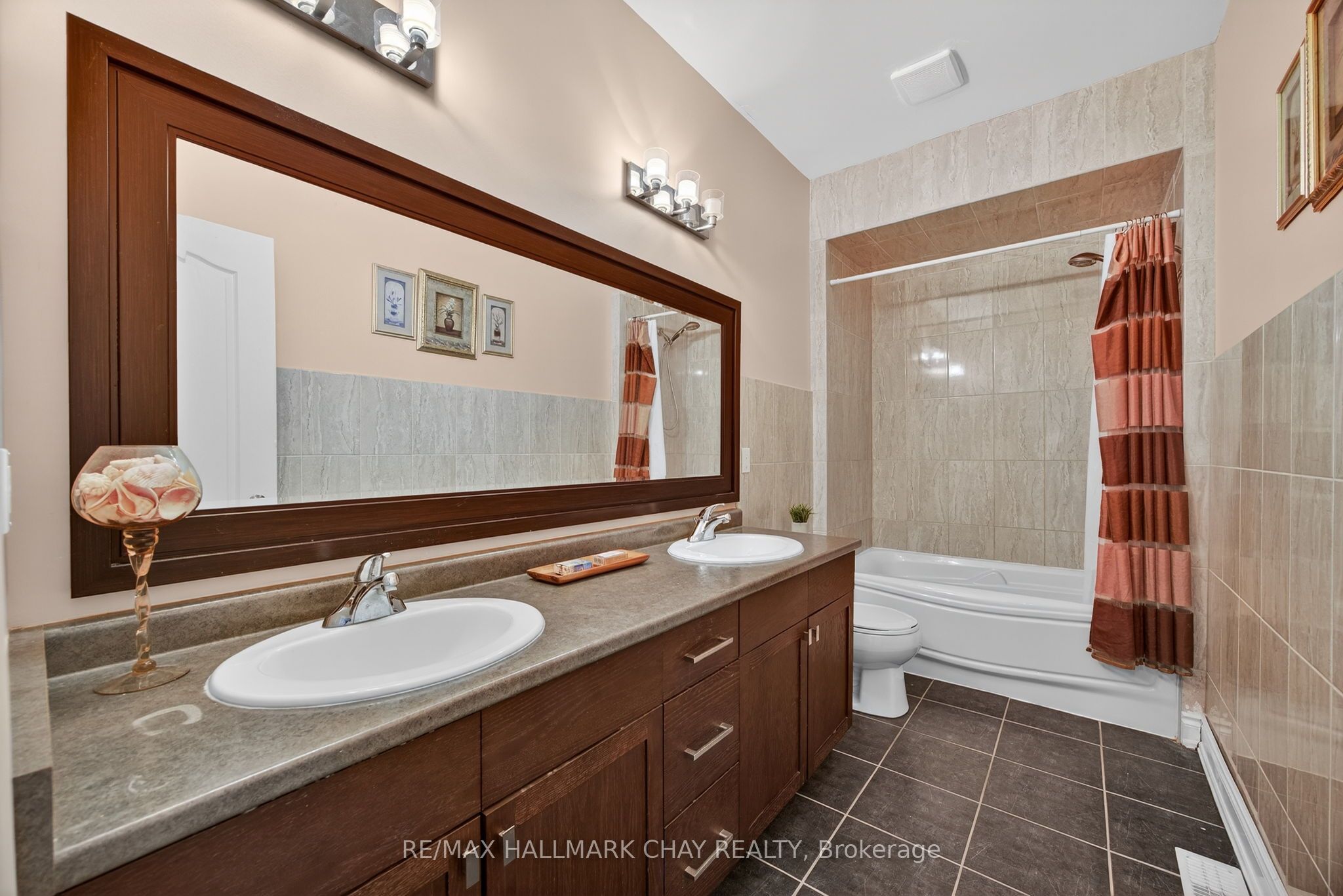 60 Brownley Lane Property Photo 28