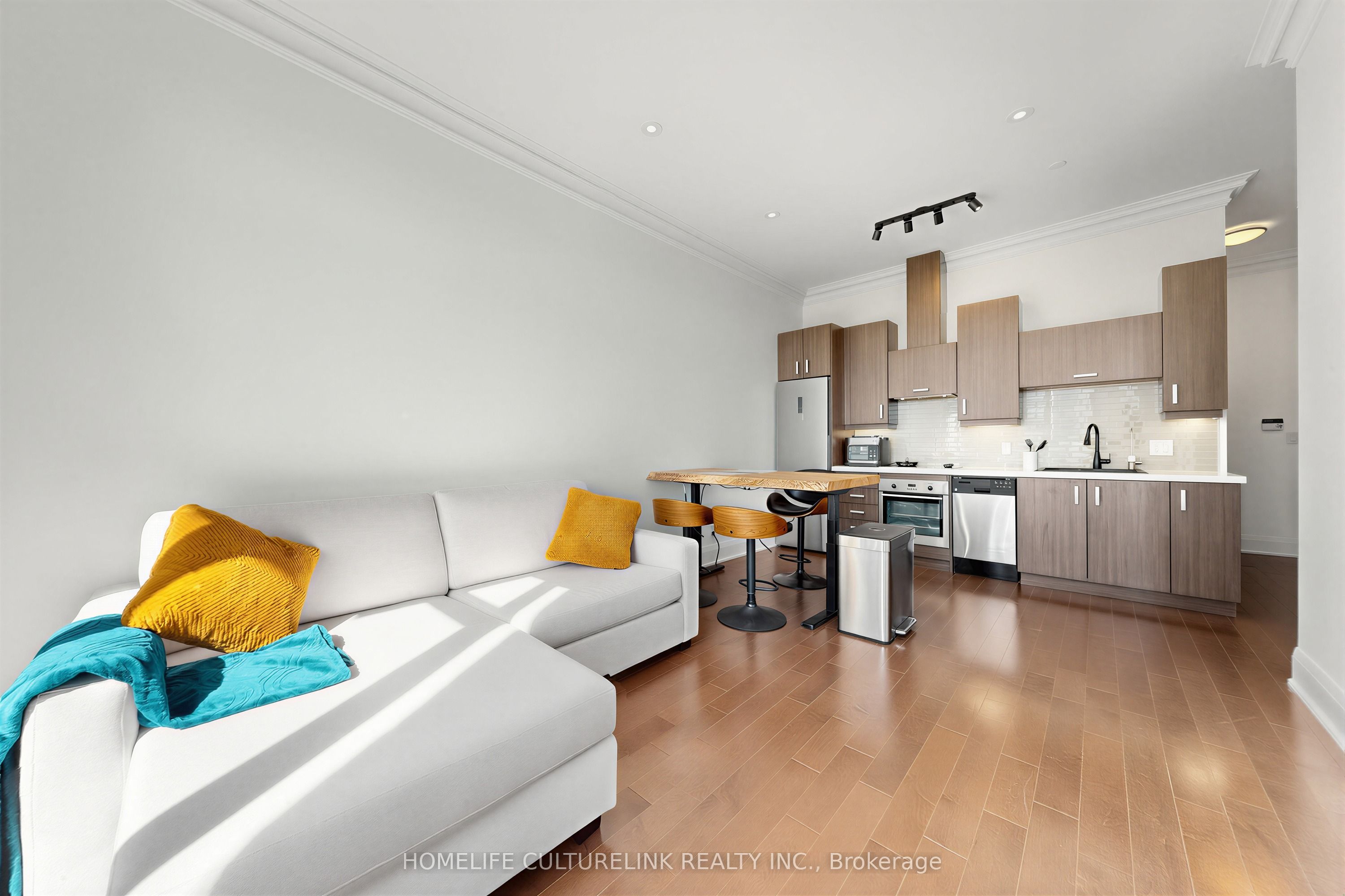 28 Uptown Drive Ph22 Property Photo 12