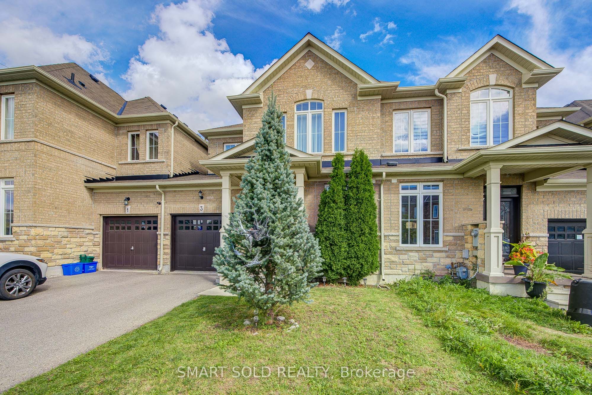 3 Chao Crescent