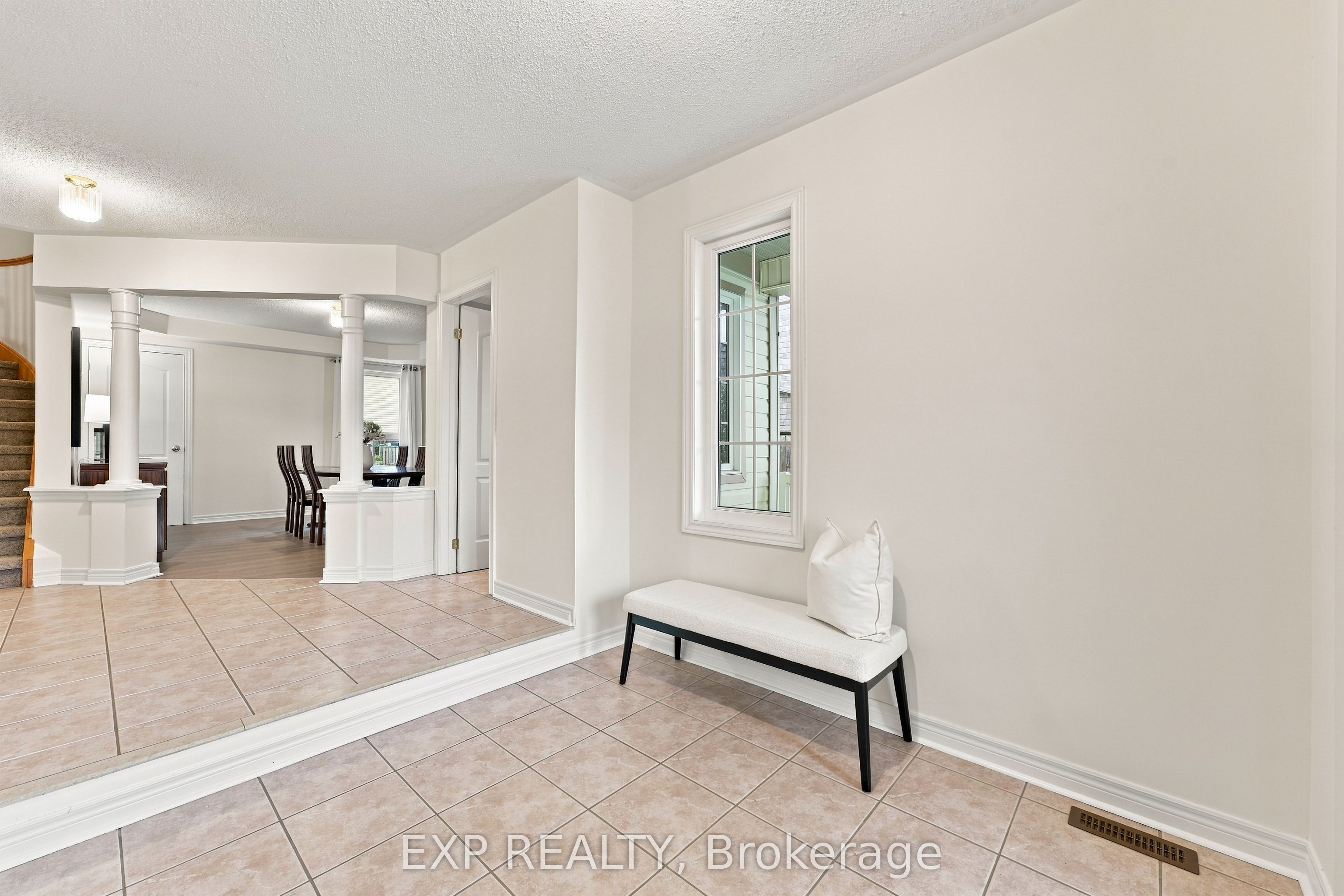 70 Thornlodge Drive Property Photo 2