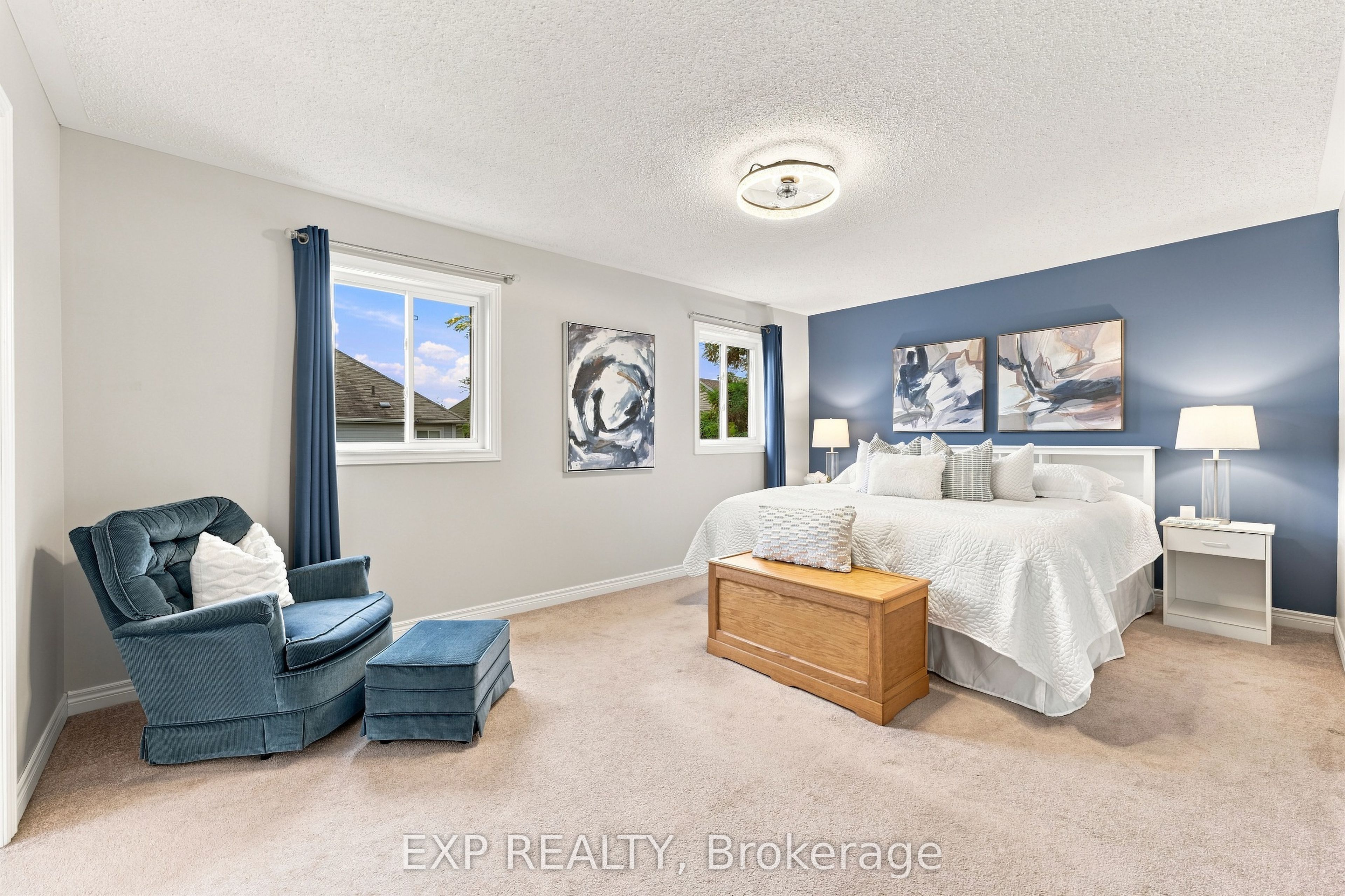 70 Thornlodge Drive Property Photo 17