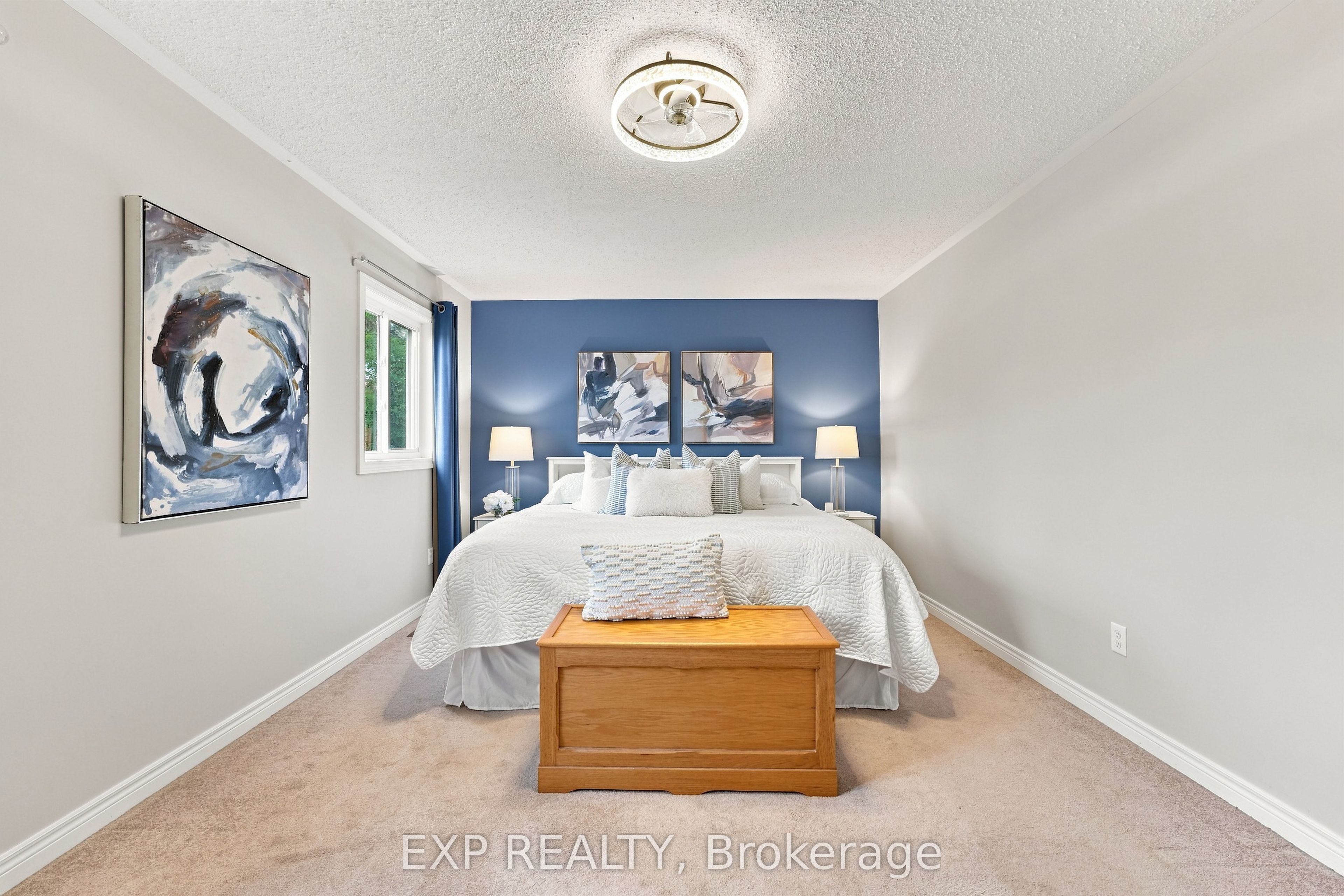 70 Thornlodge Drive Property Photo 18
