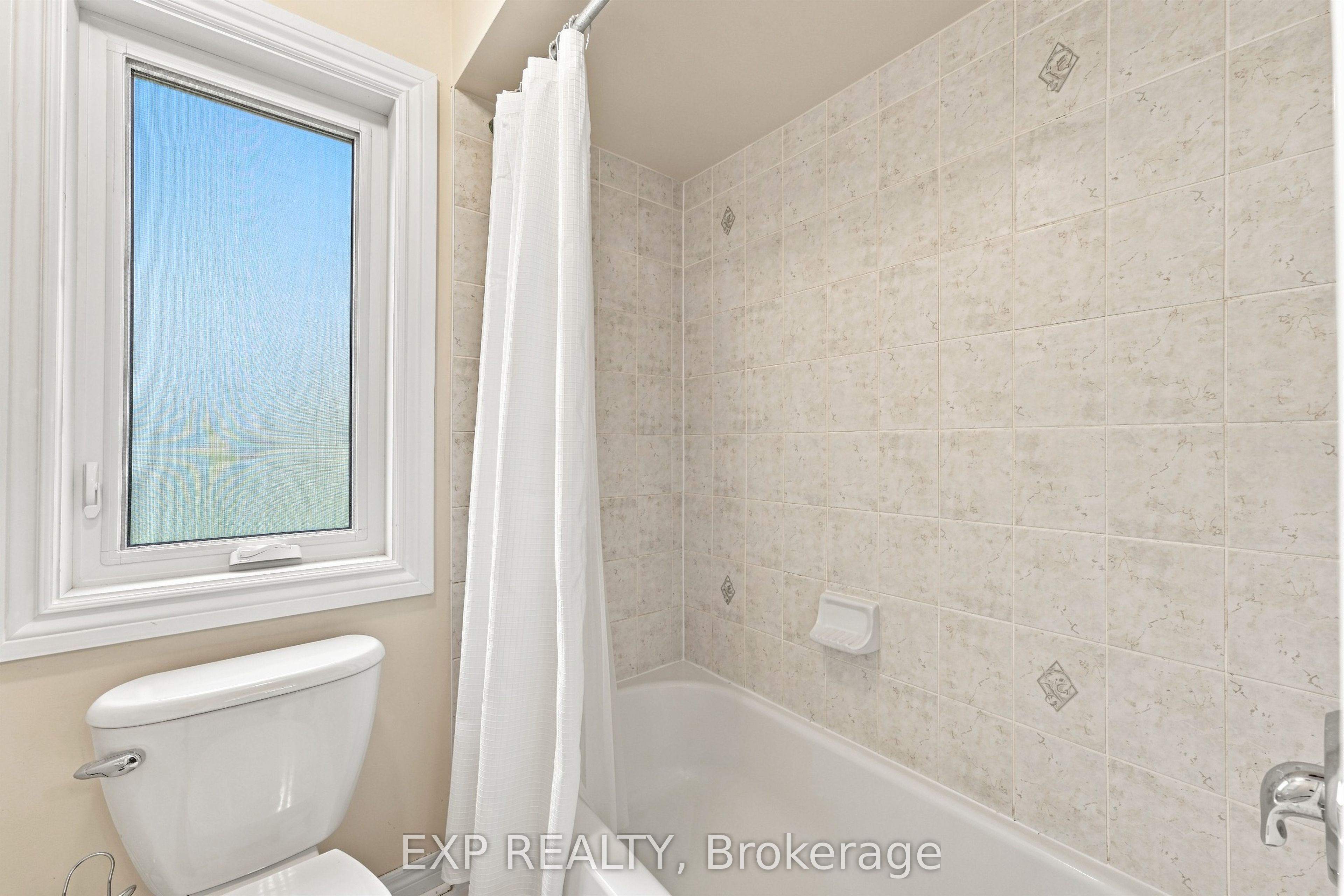 70 Thornlodge Drive Property Photo 31