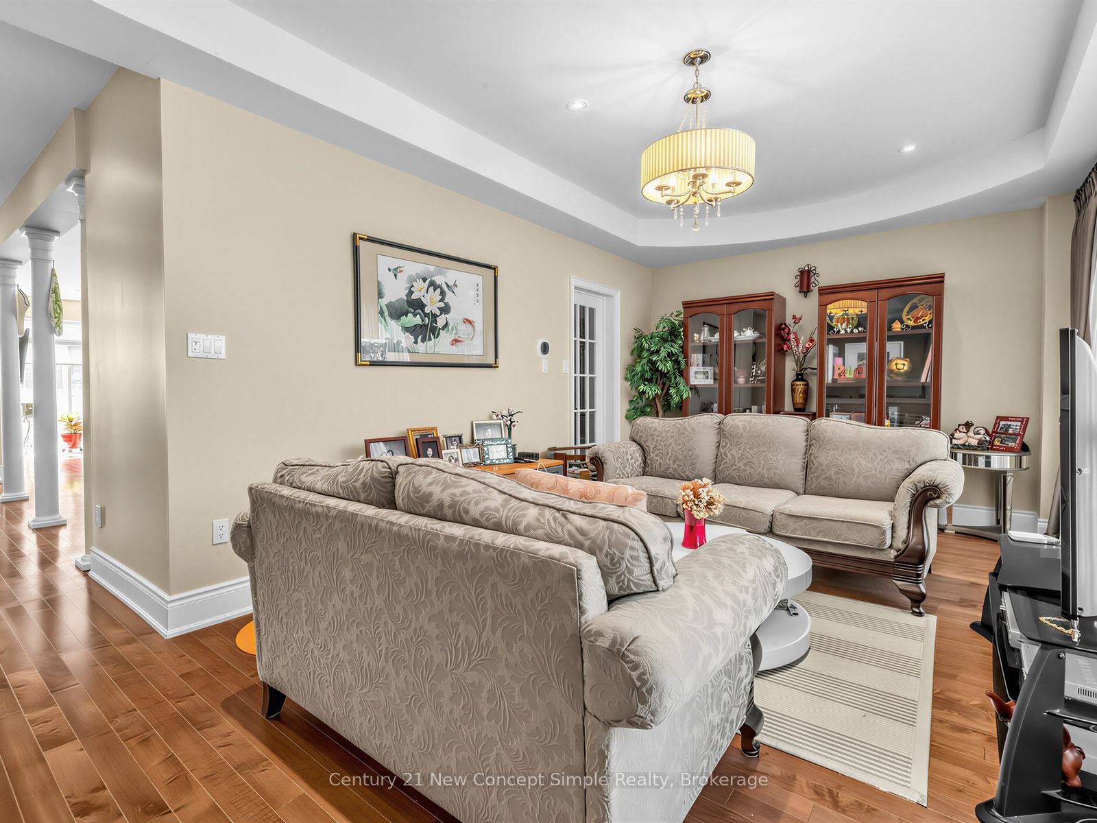 161 Townsgate Drive Property Photo 8