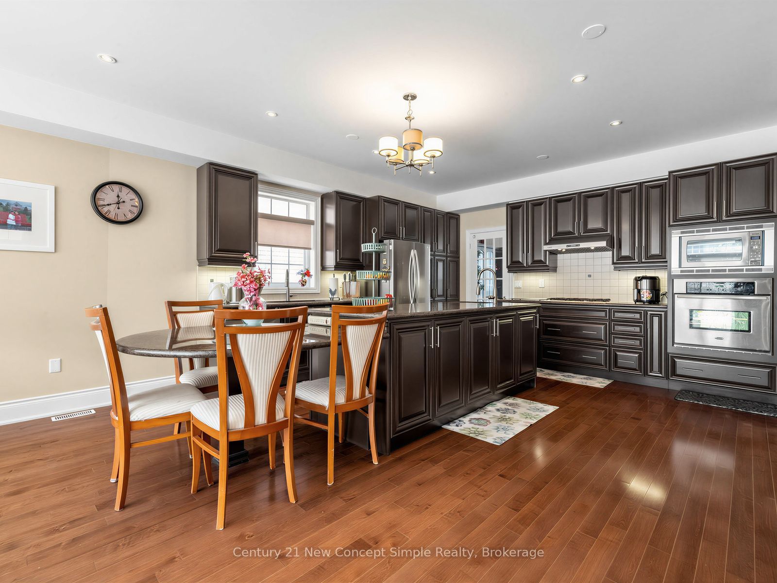 161 Townsgate Drive Property Photo 18