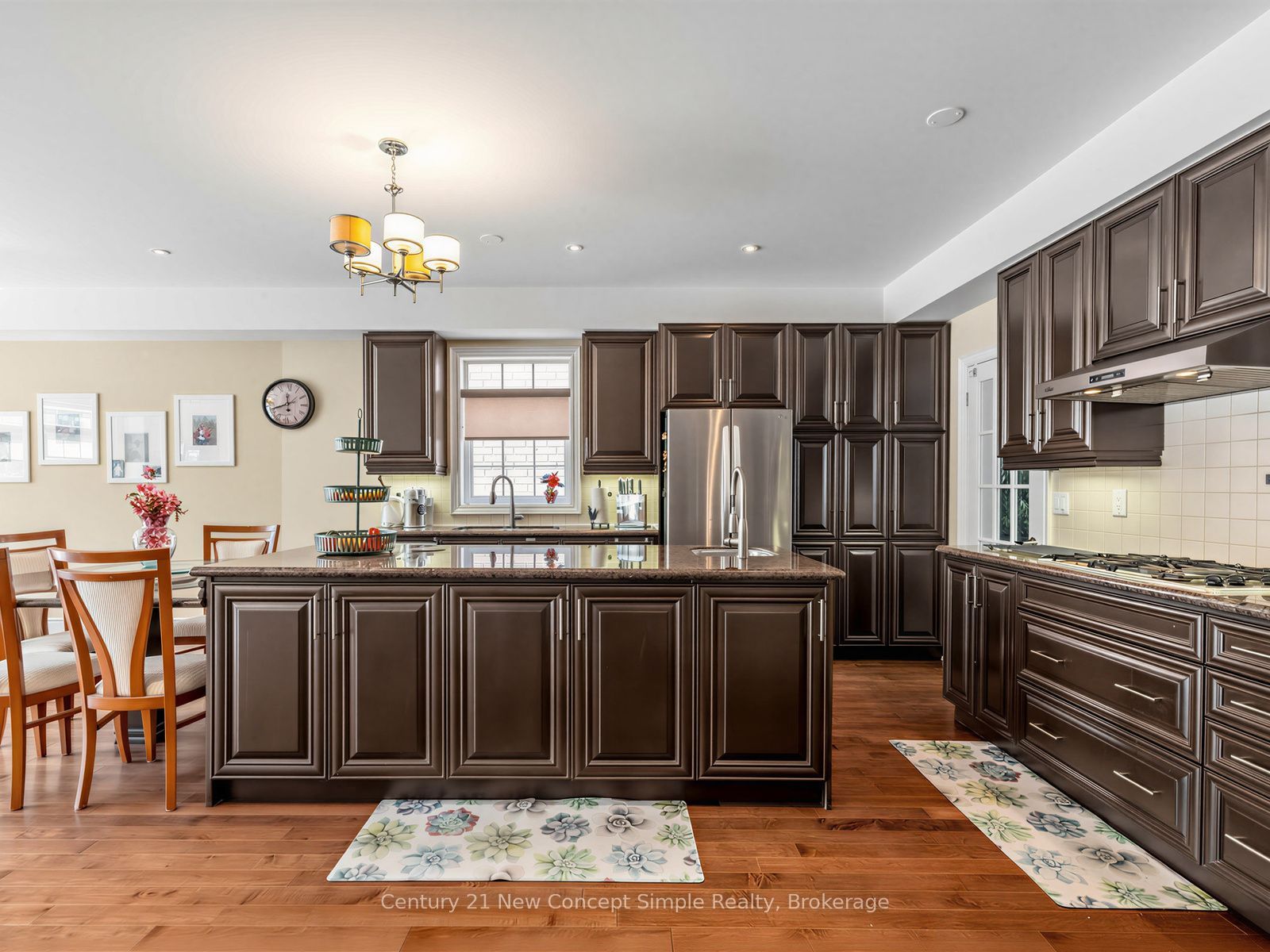 161 Townsgate Drive Property Photo 19