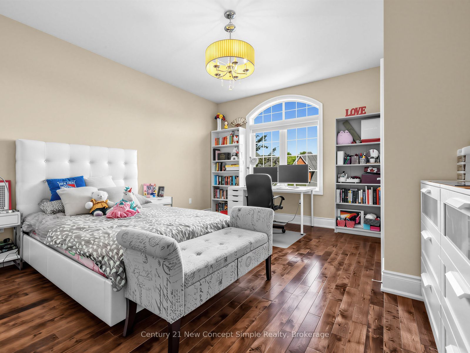161 Townsgate Drive Property Photo 25