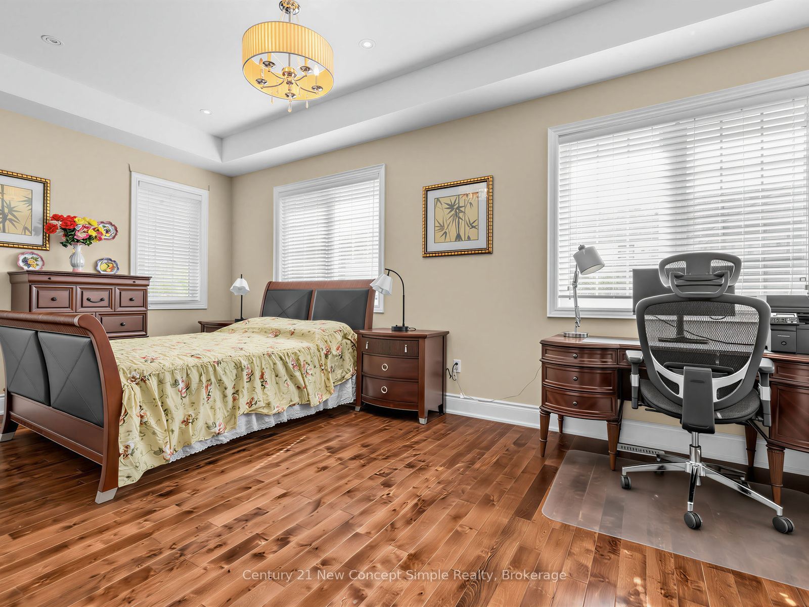 161 Townsgate Drive Property Photo 27