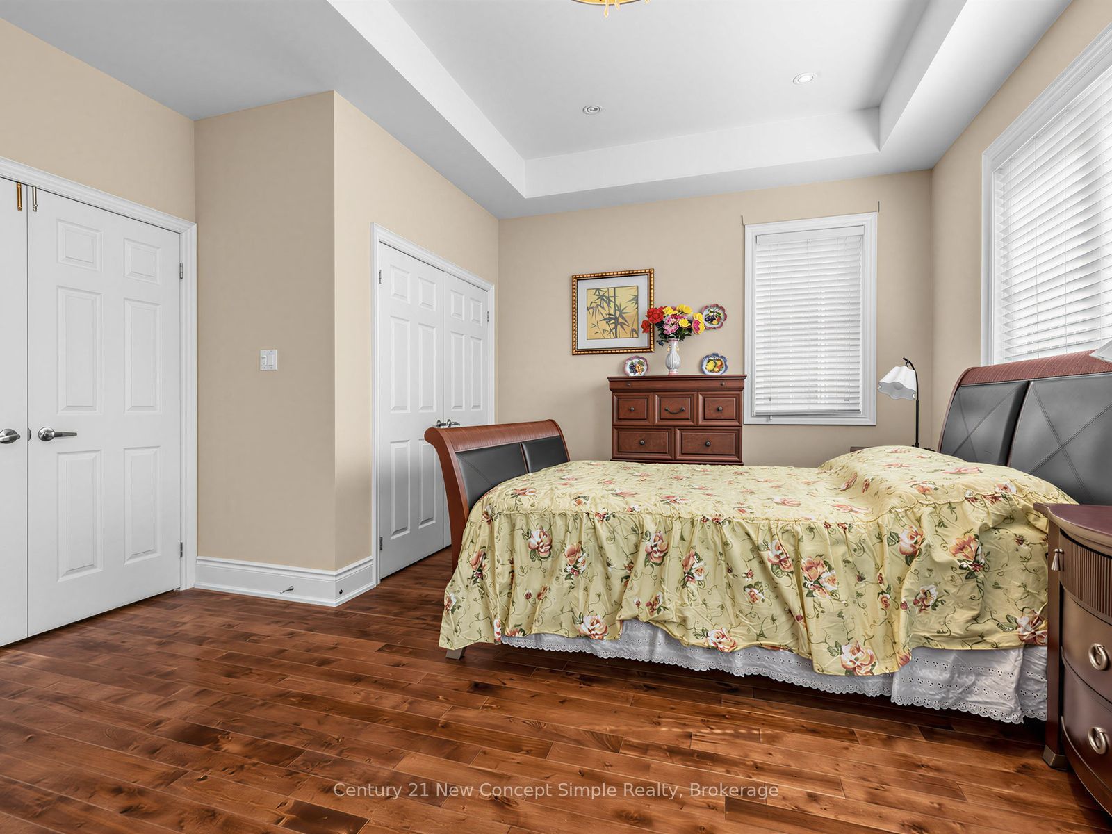 161 Townsgate Drive Property Photo 28