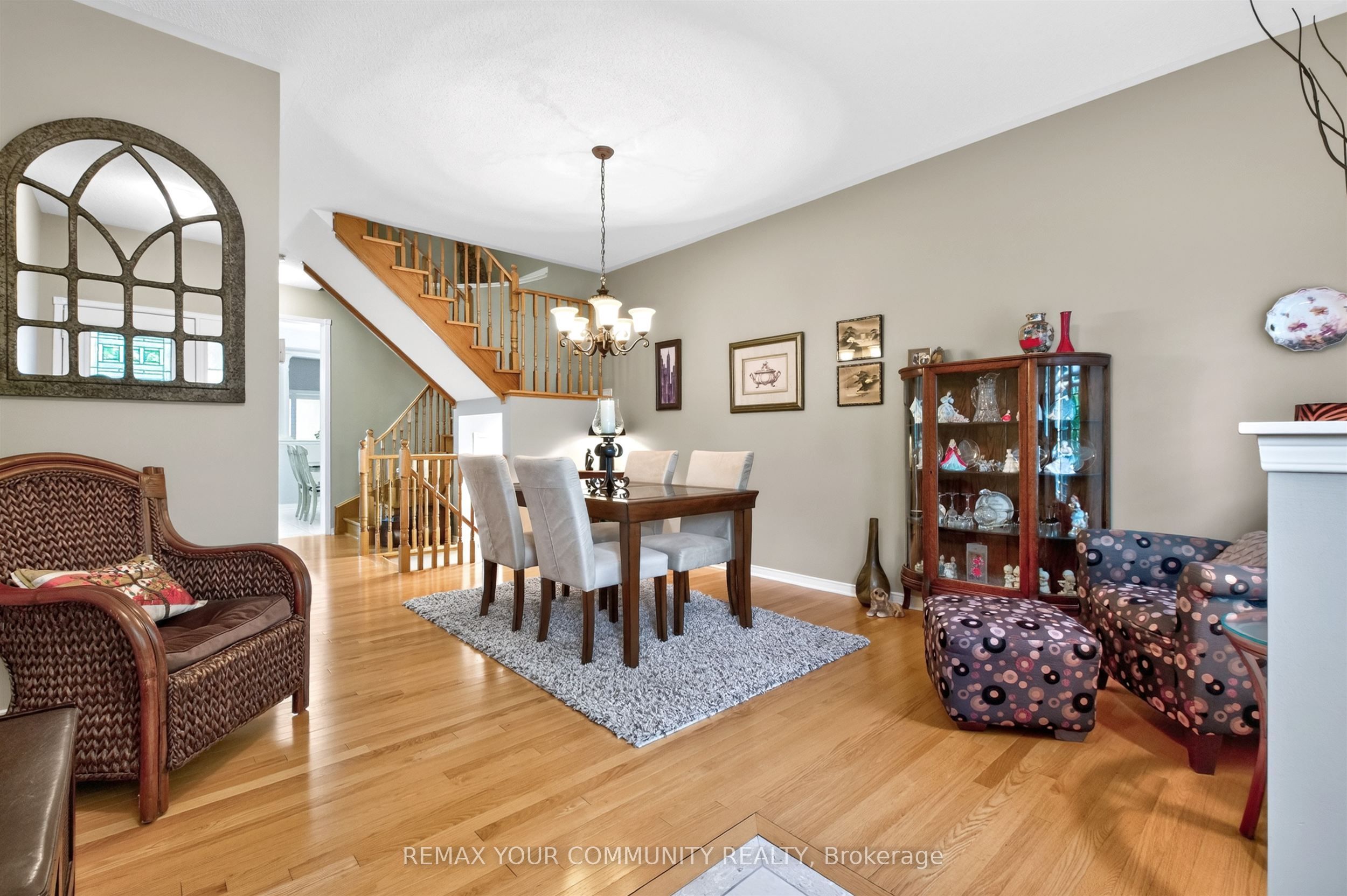 61 Cozens Drive Property Photo 4