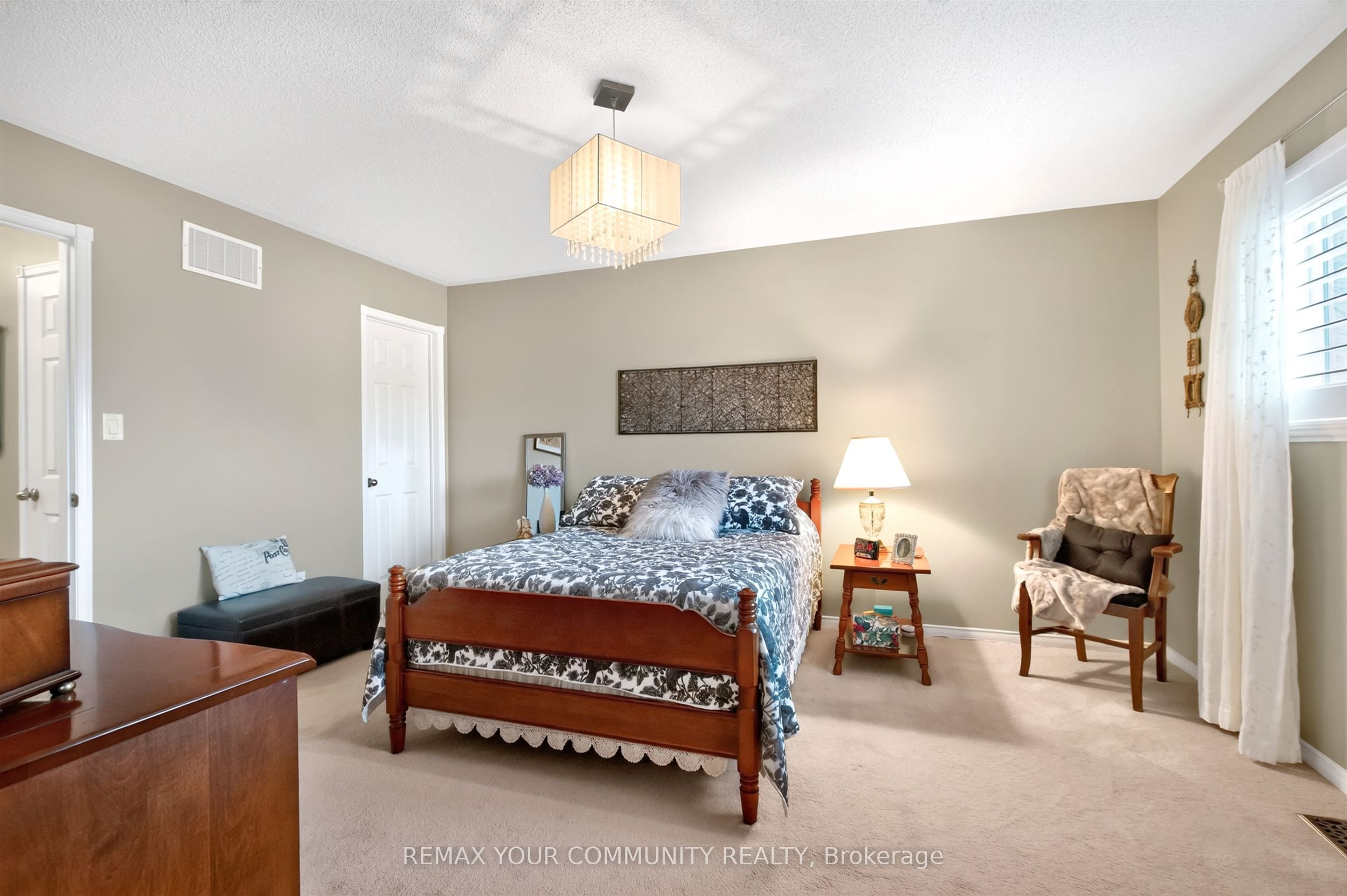 61 Cozens Drive Property Photo 17