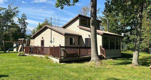 20 E Snake Island E Property Photo 2