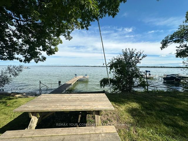 20 E Snake Island E Property Photo 6