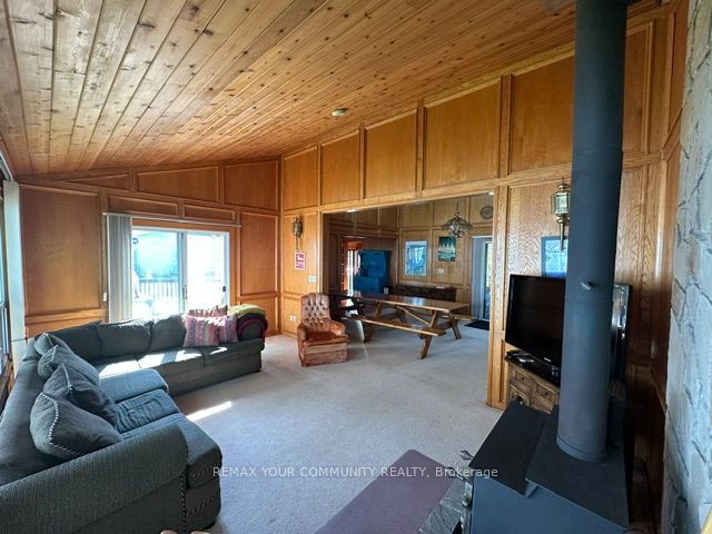 20 E Snake Island E Property Photo 7
