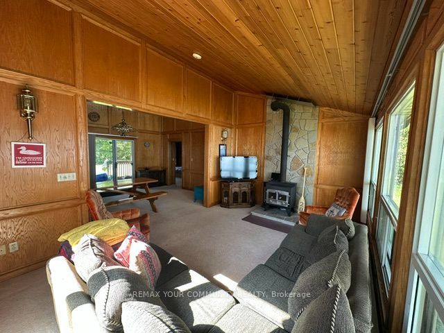 20 E Snake Island E Property Photo 8