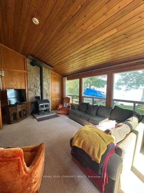 20 E Snake Island E Property Photo 9